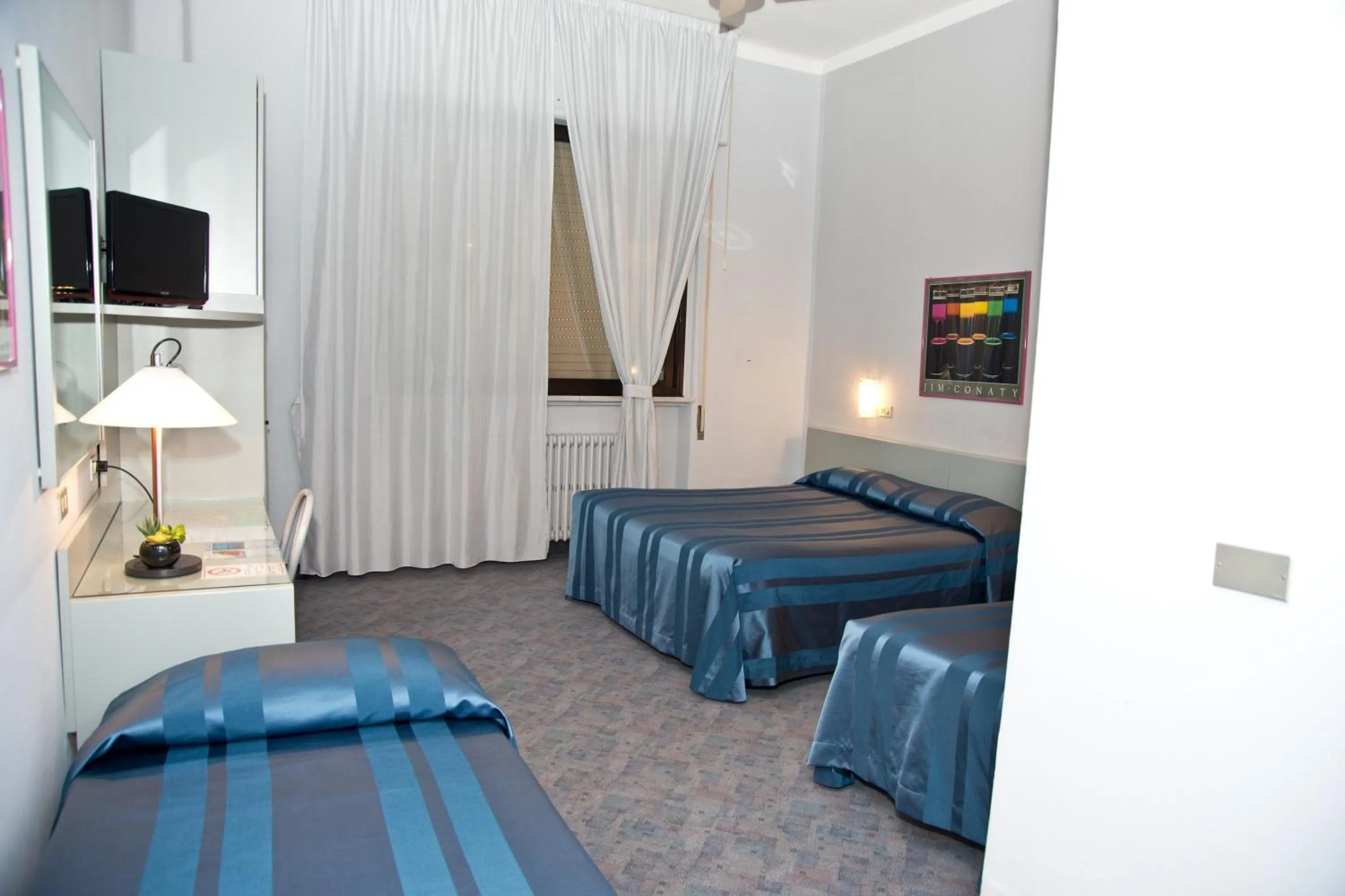 Bedroom, Bed in Hotel Milano