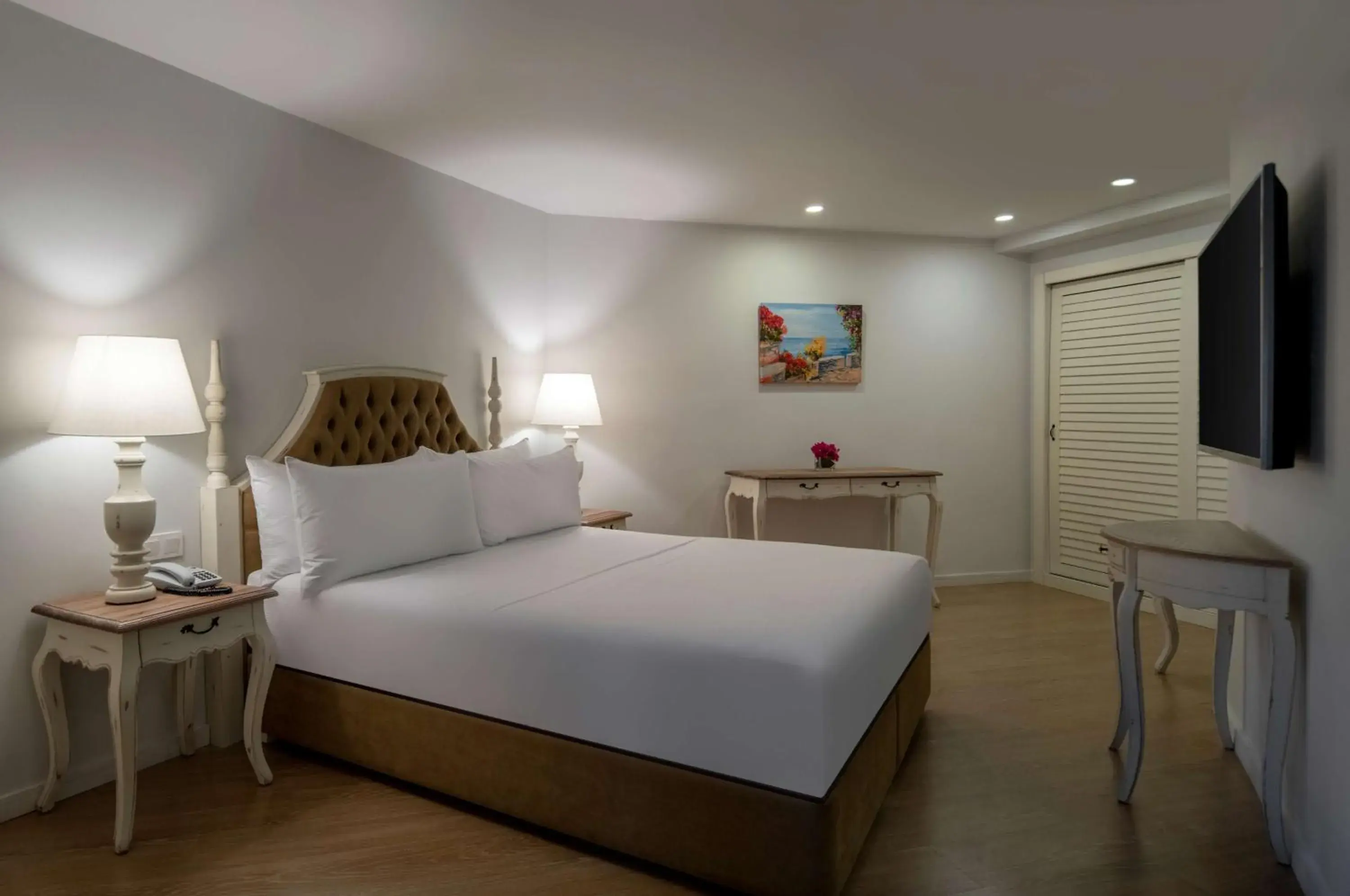 King Junior Suite in DoubleTree by Hilton Bodrum Marina Vista King Junior Suite in DoubleTree by Hilton Bodrum Marina Vista