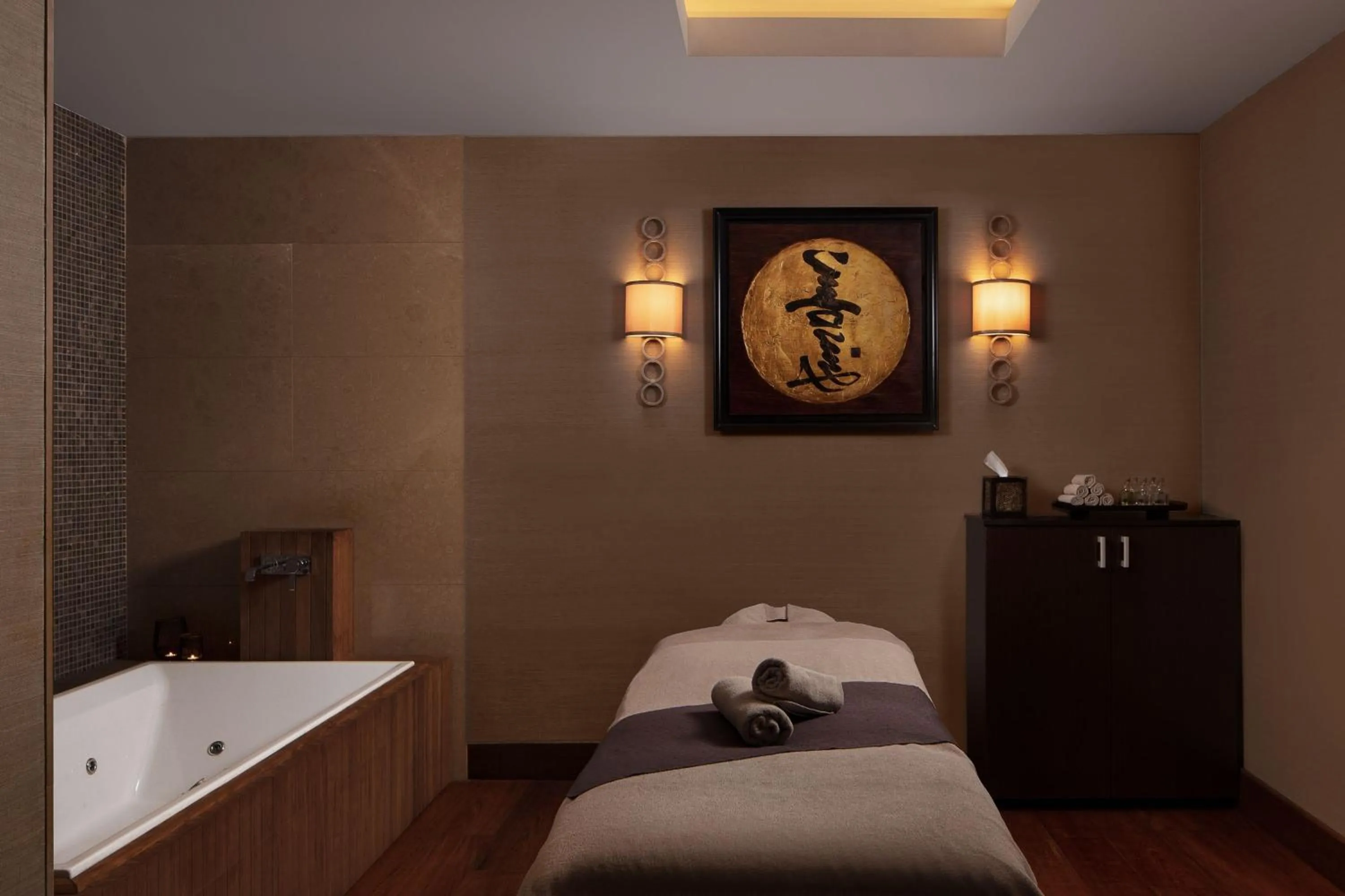 Spa and wellness centre/facilities, Bed in Istanbul Marriott Hotel Pendik
