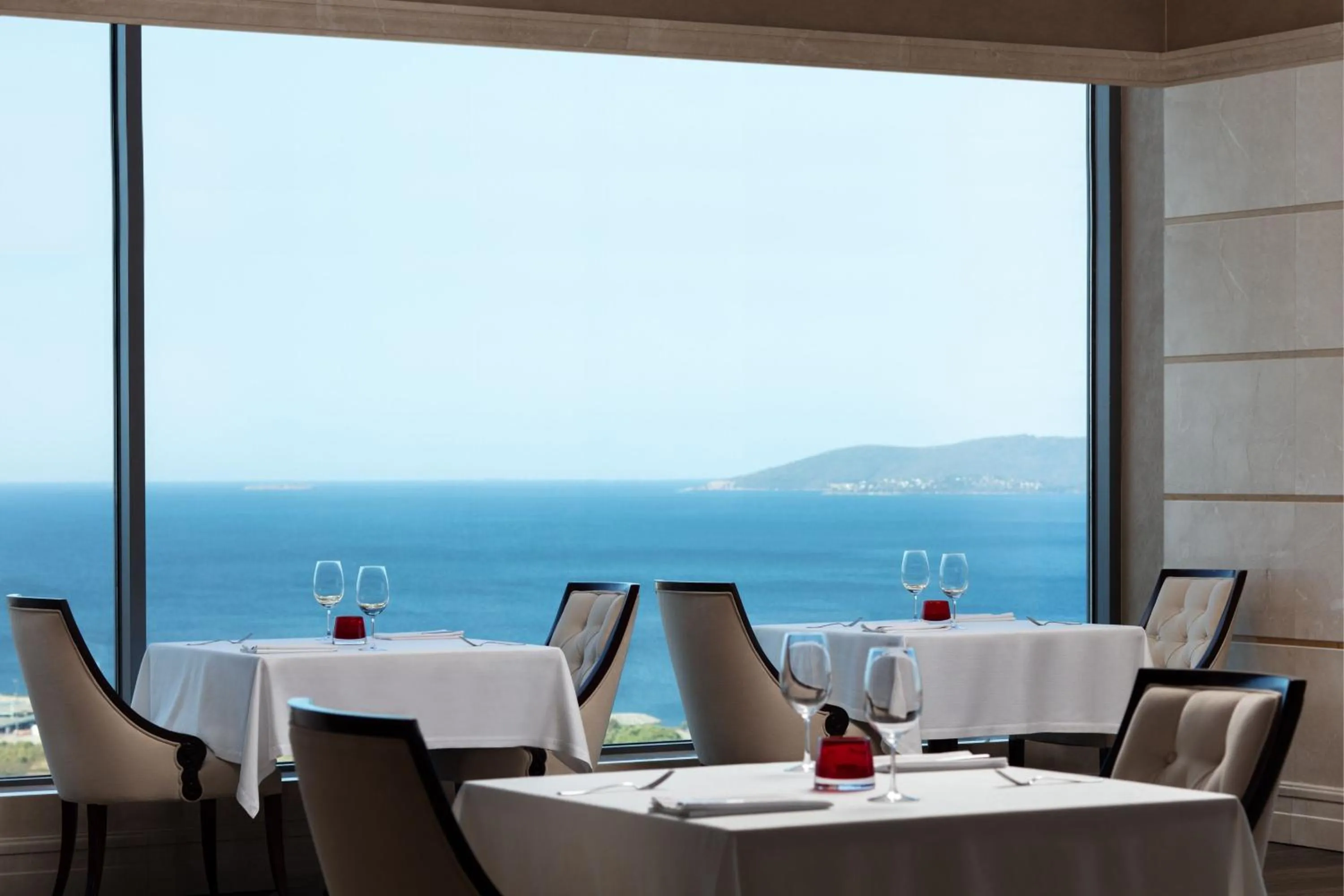 Restaurant/places to eat in Istanbul Marriott Hotel Pendik