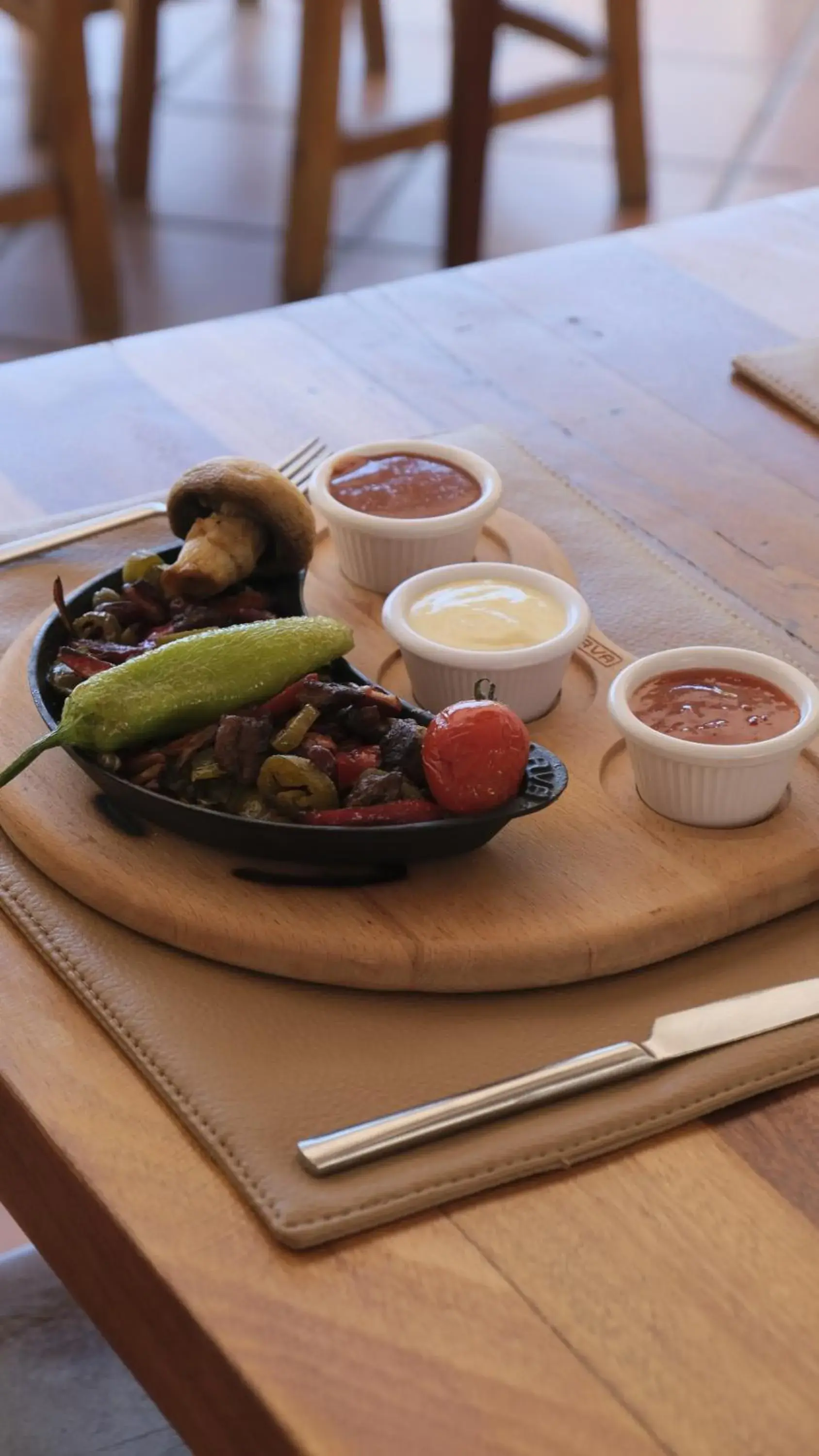 Restaurant/places to eat in Flora Hotel Restaurant/places to eat in Flora Hotel