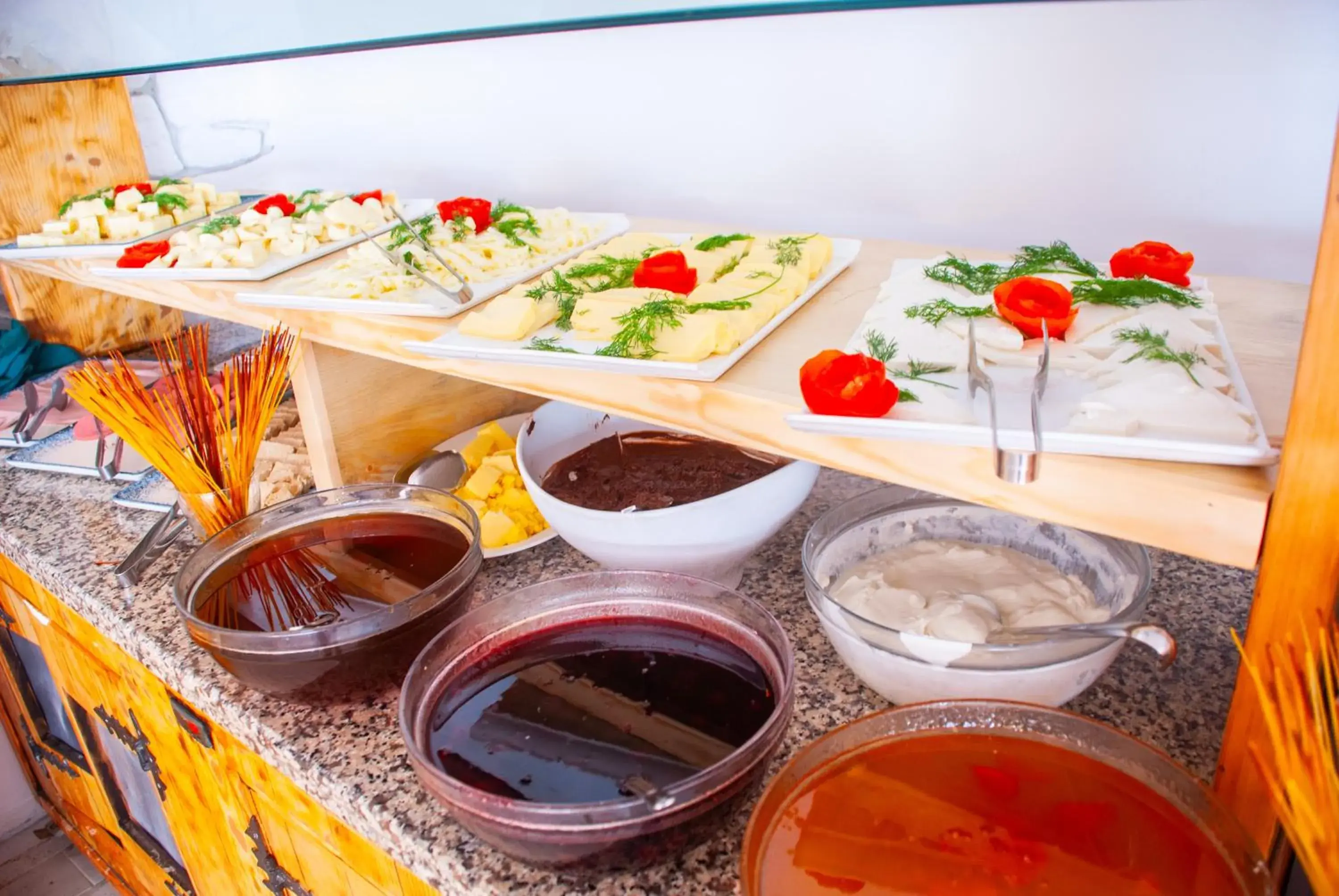 Restaurant/places to eat in Flora Hotel Restaurant/places to eat in Flora Hotel