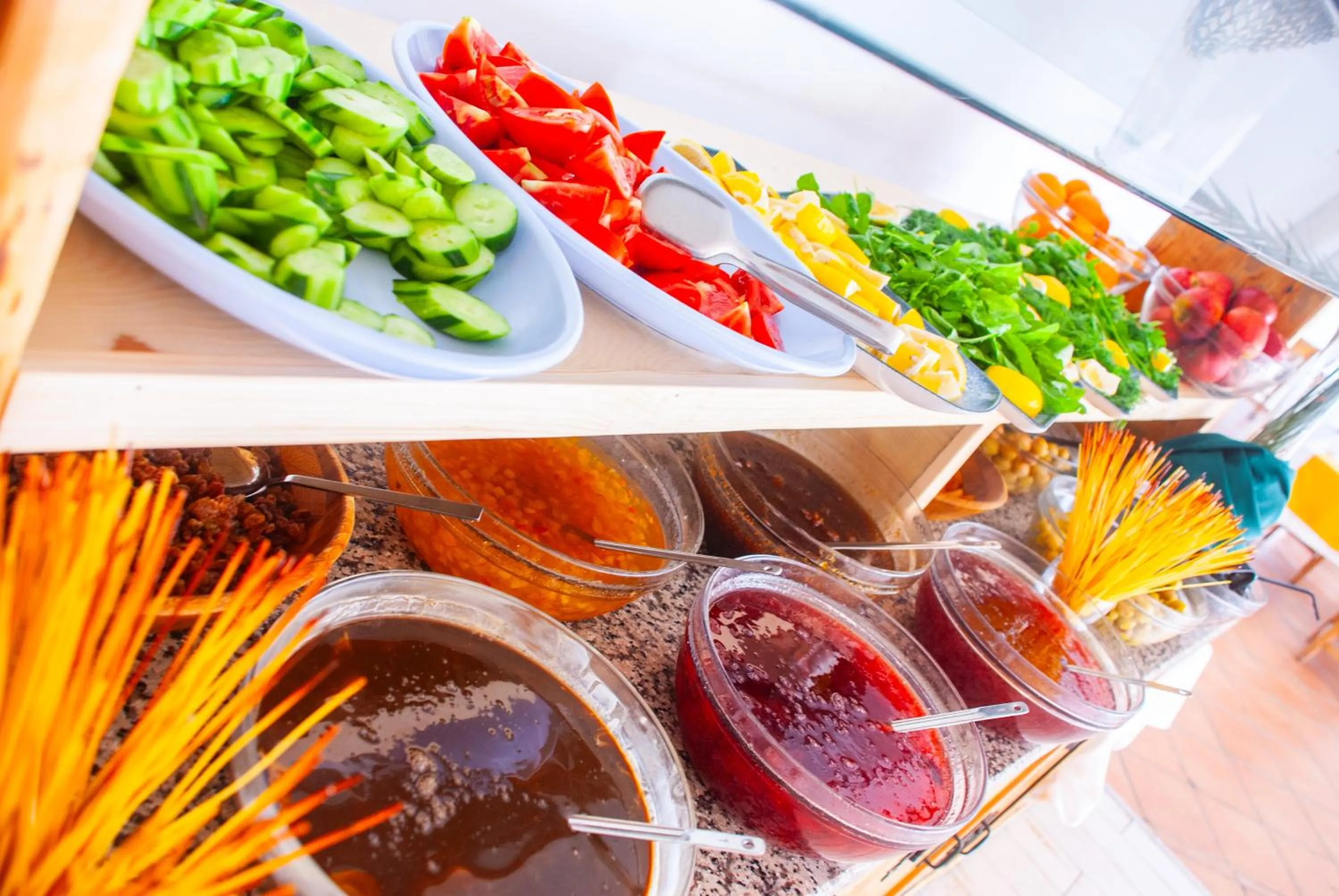 Restaurant/places to eat in Flora Hotel