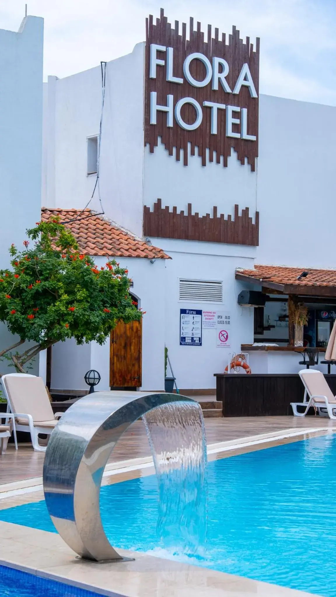 Property building in Flora Hotel Property building in Flora Hotel