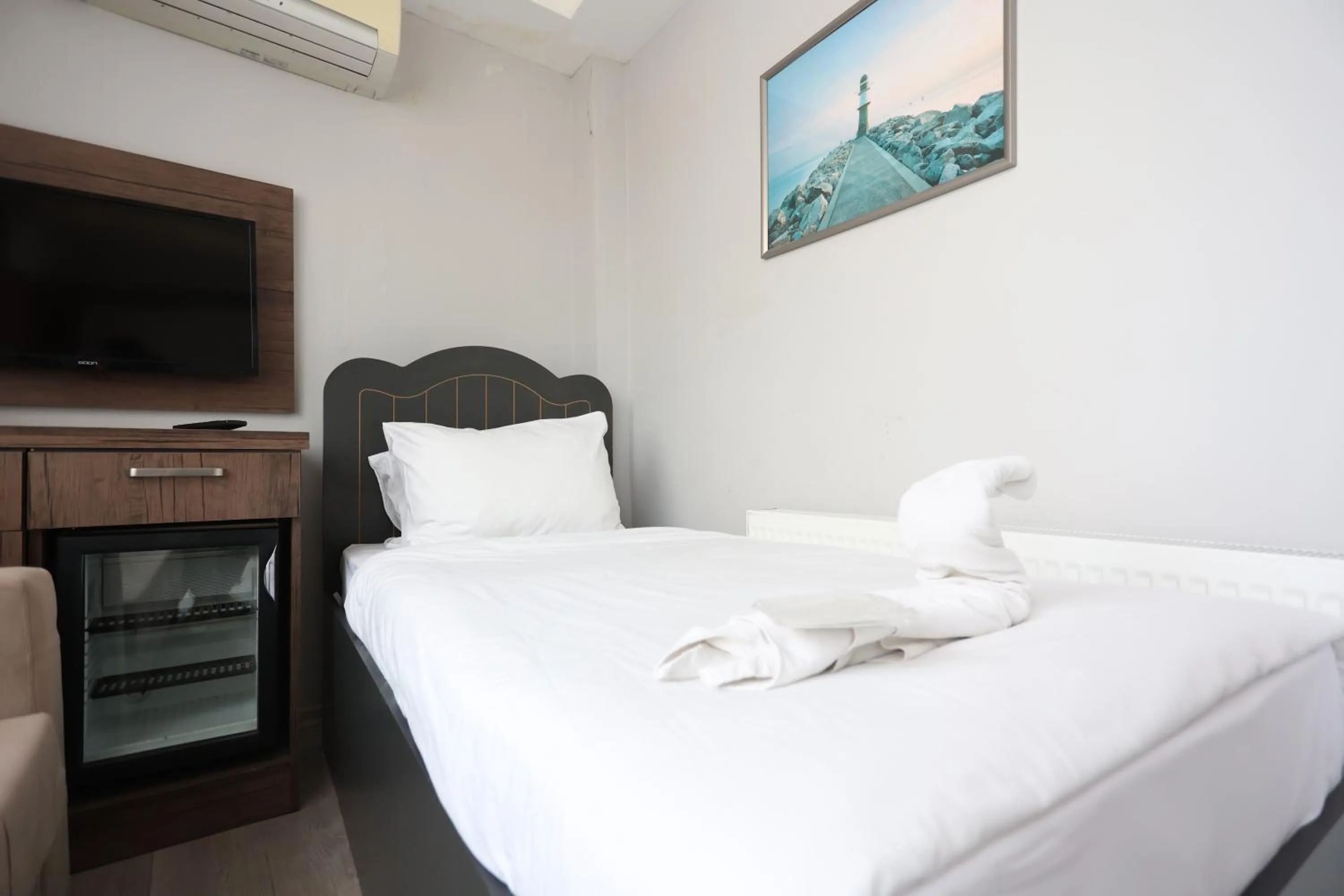 Bed in Bucoleon by Cheers