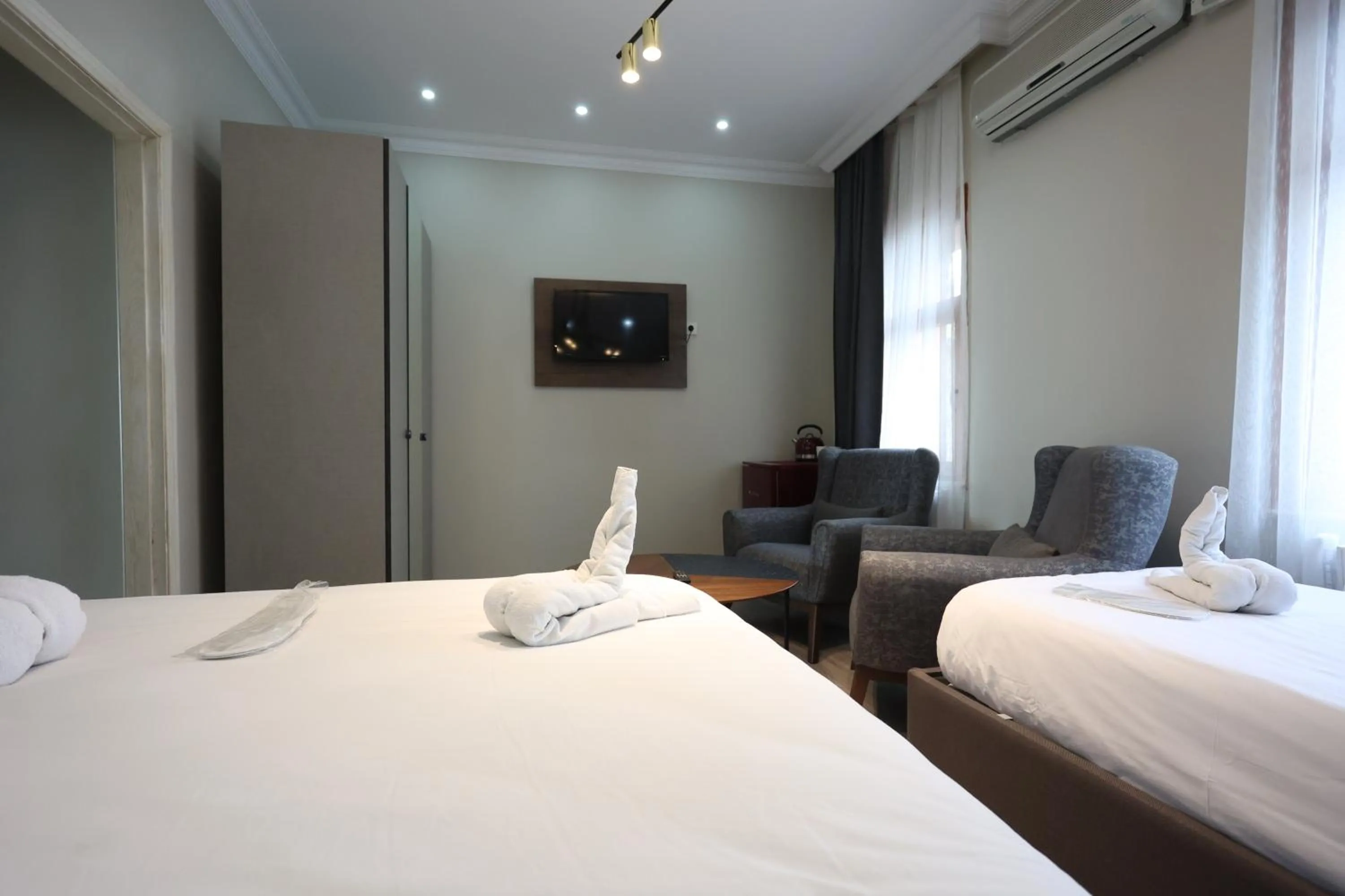 Bed in Bucoleon by Cheers