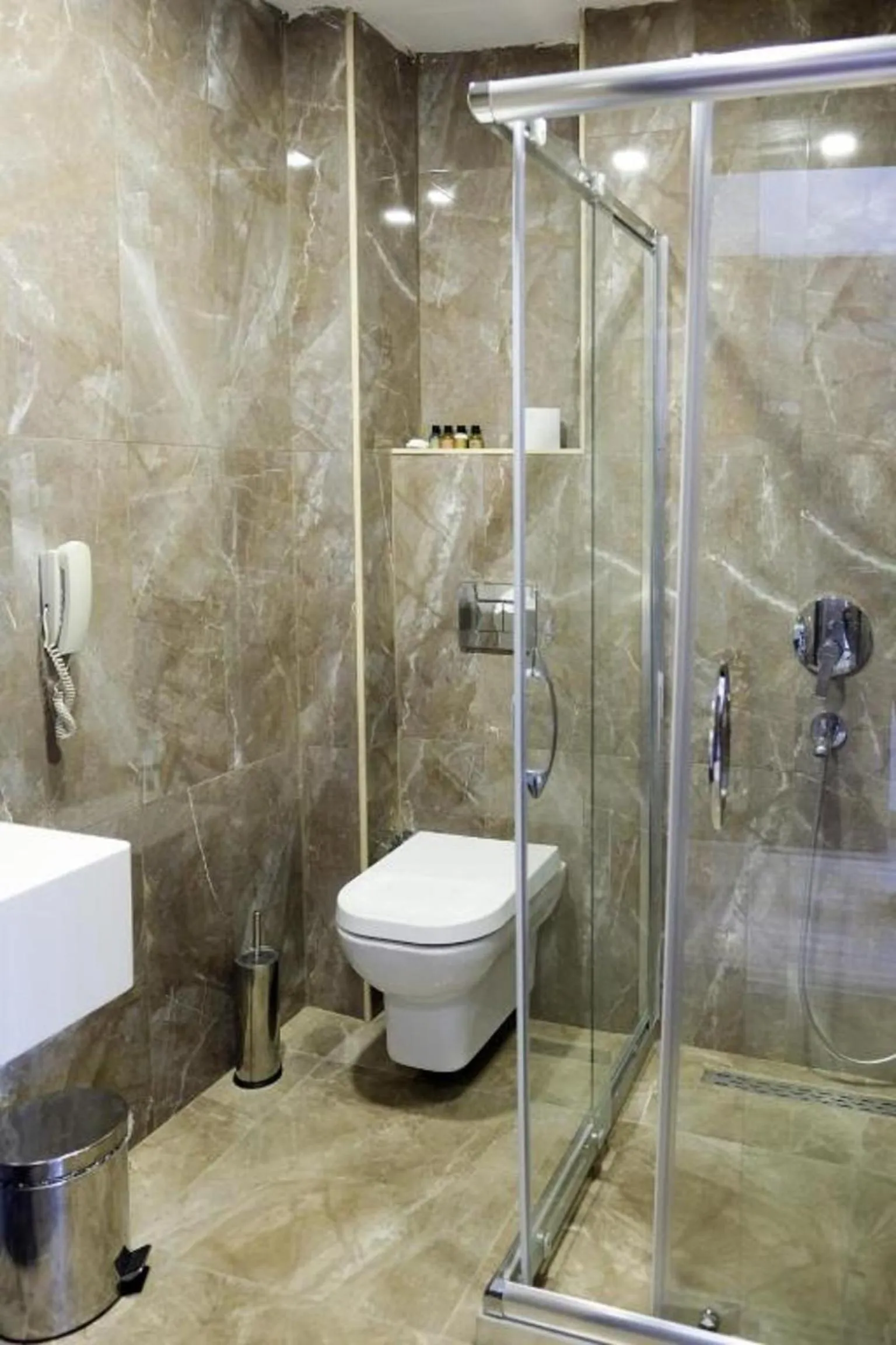 Bathroom in Bucoleon by Cheers