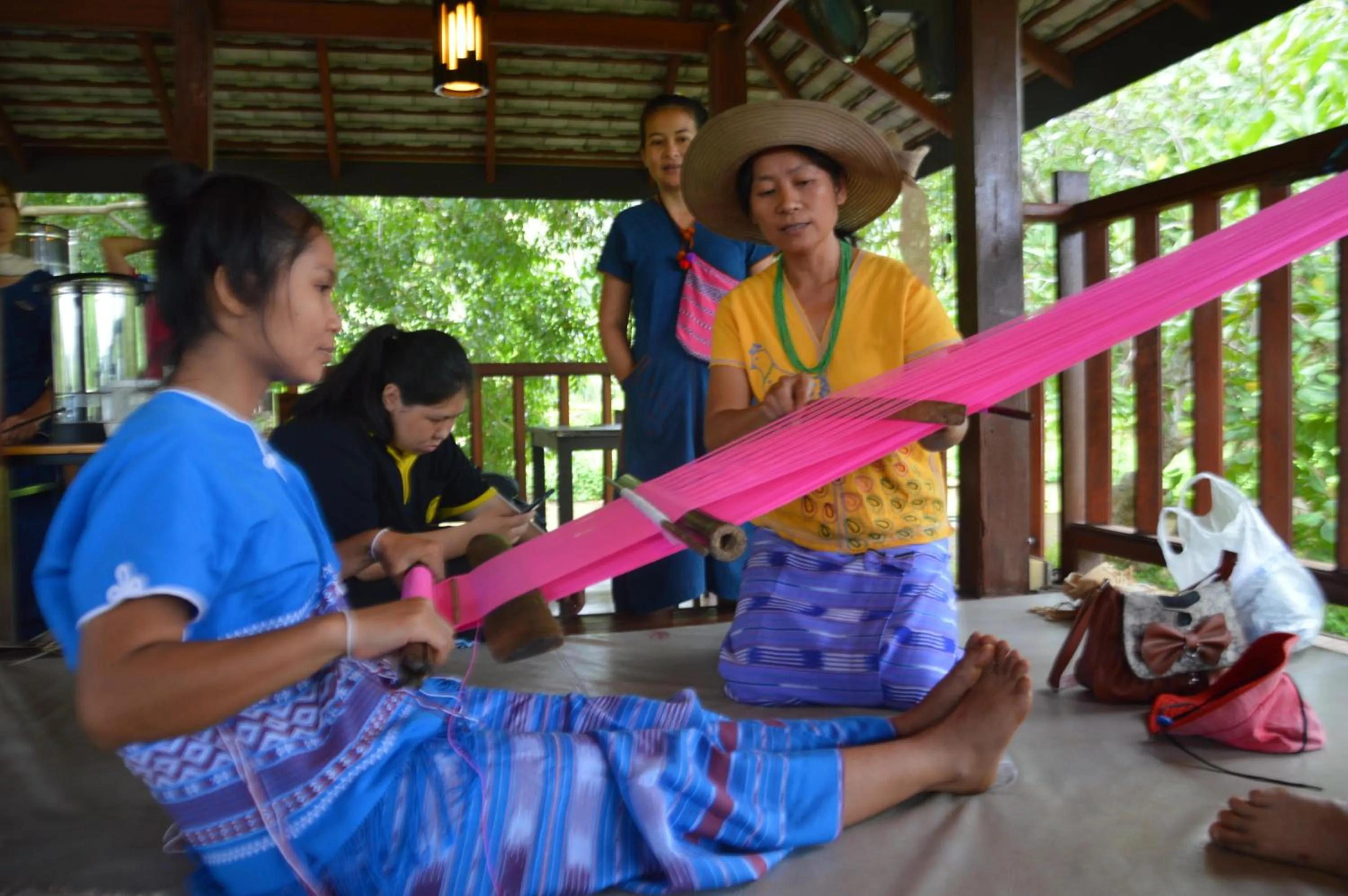 Activities in Maewin Guesthouse and Resort