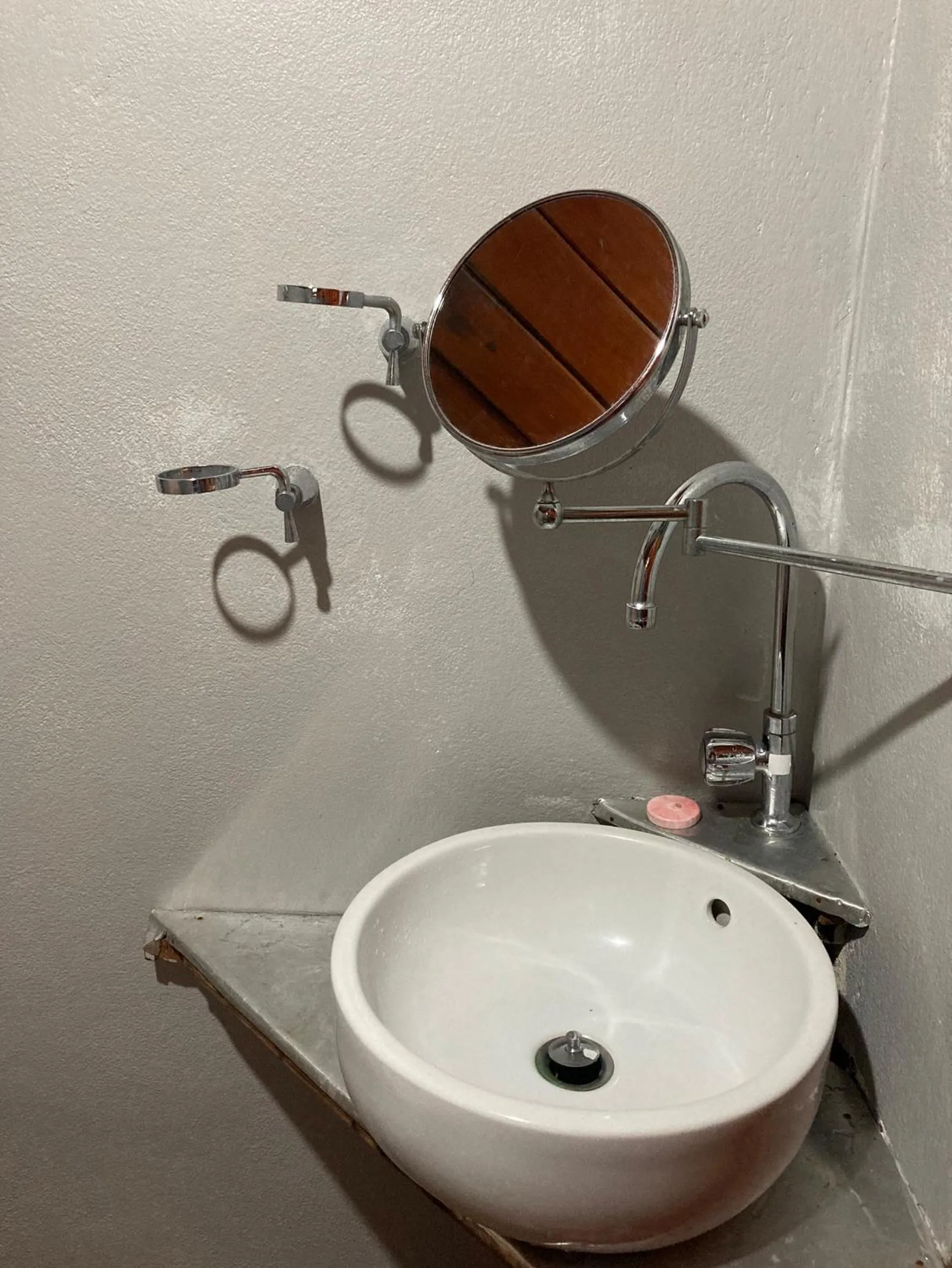 Bathroom in Maewin Guesthouse and Resort