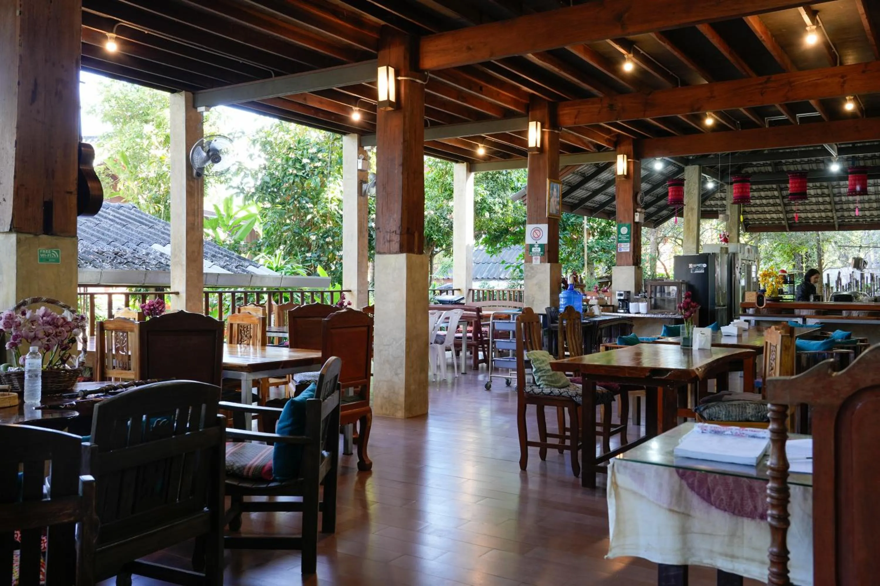 Living room in Maewin Resort