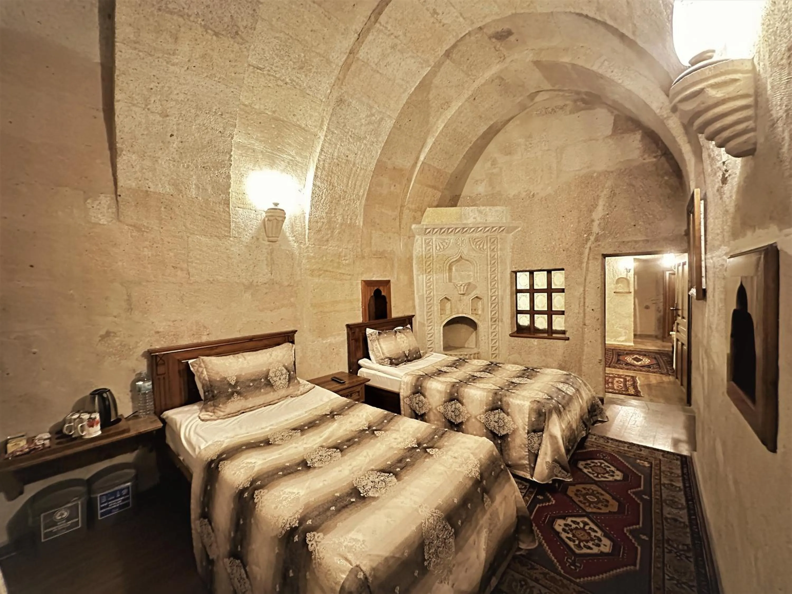 Massage, Bed in Stone House Cave Hotel