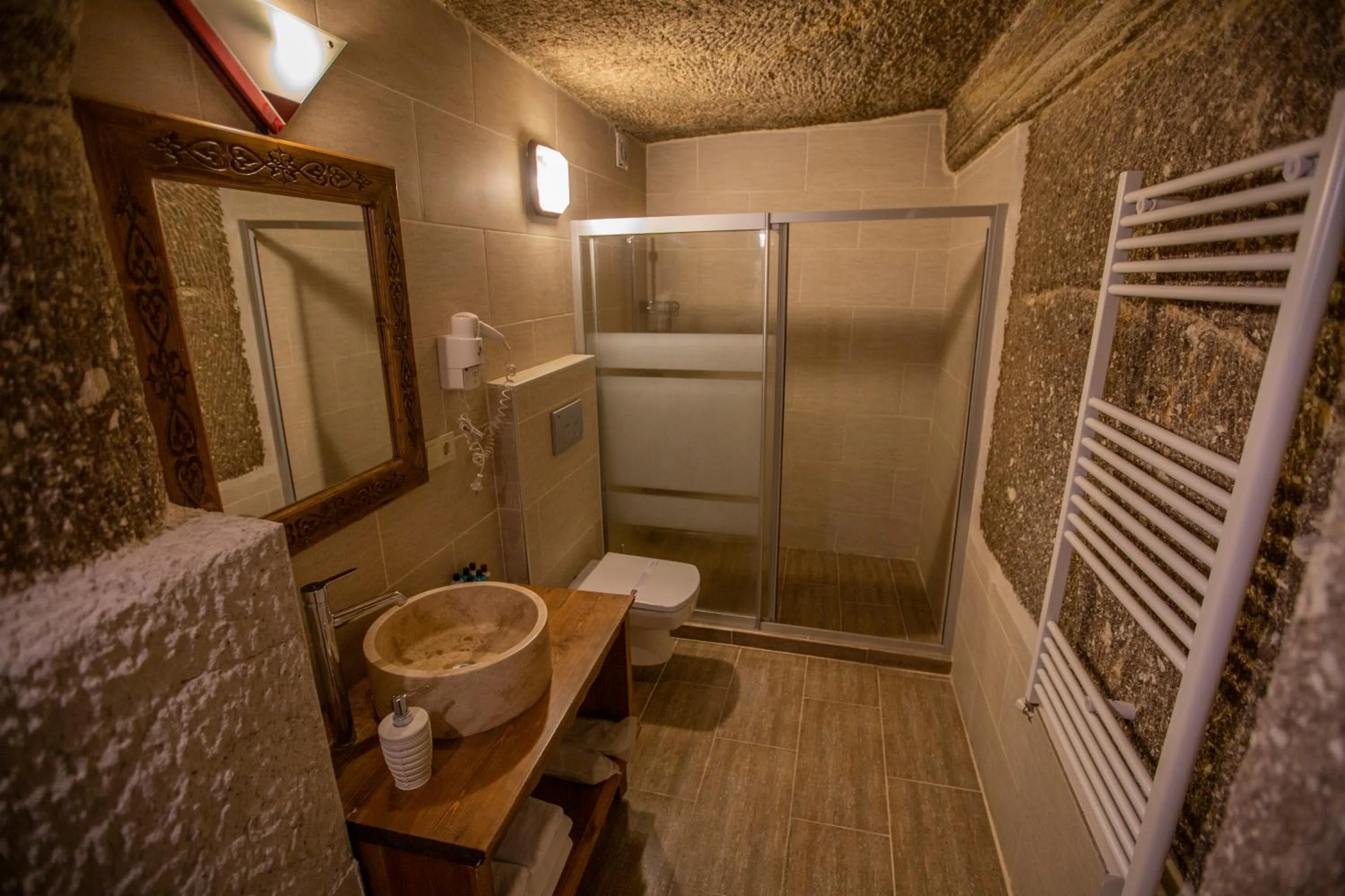 Bathroom in Stone House Cave Hotel