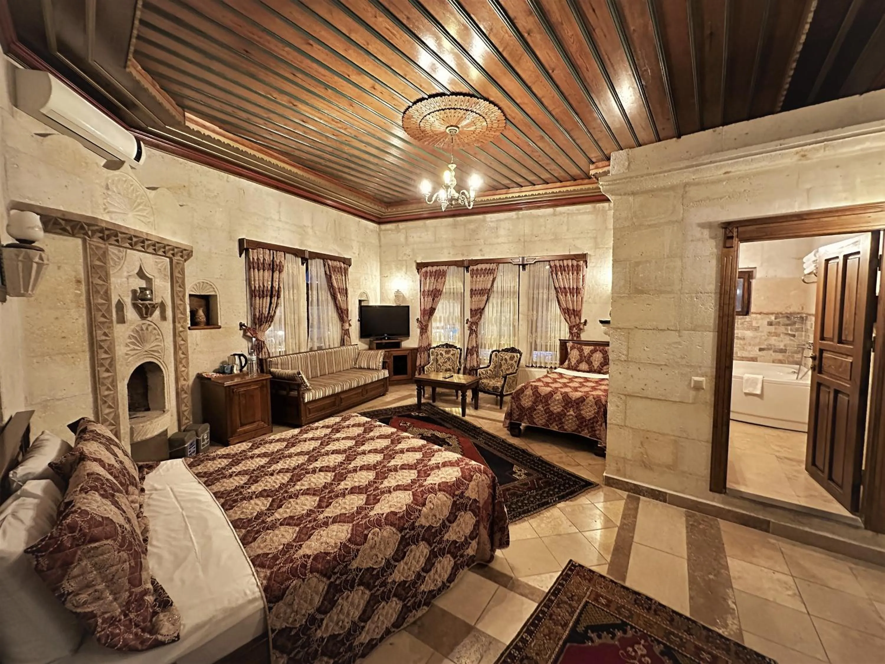 Massage, Bed in Stone House Cave Hotel