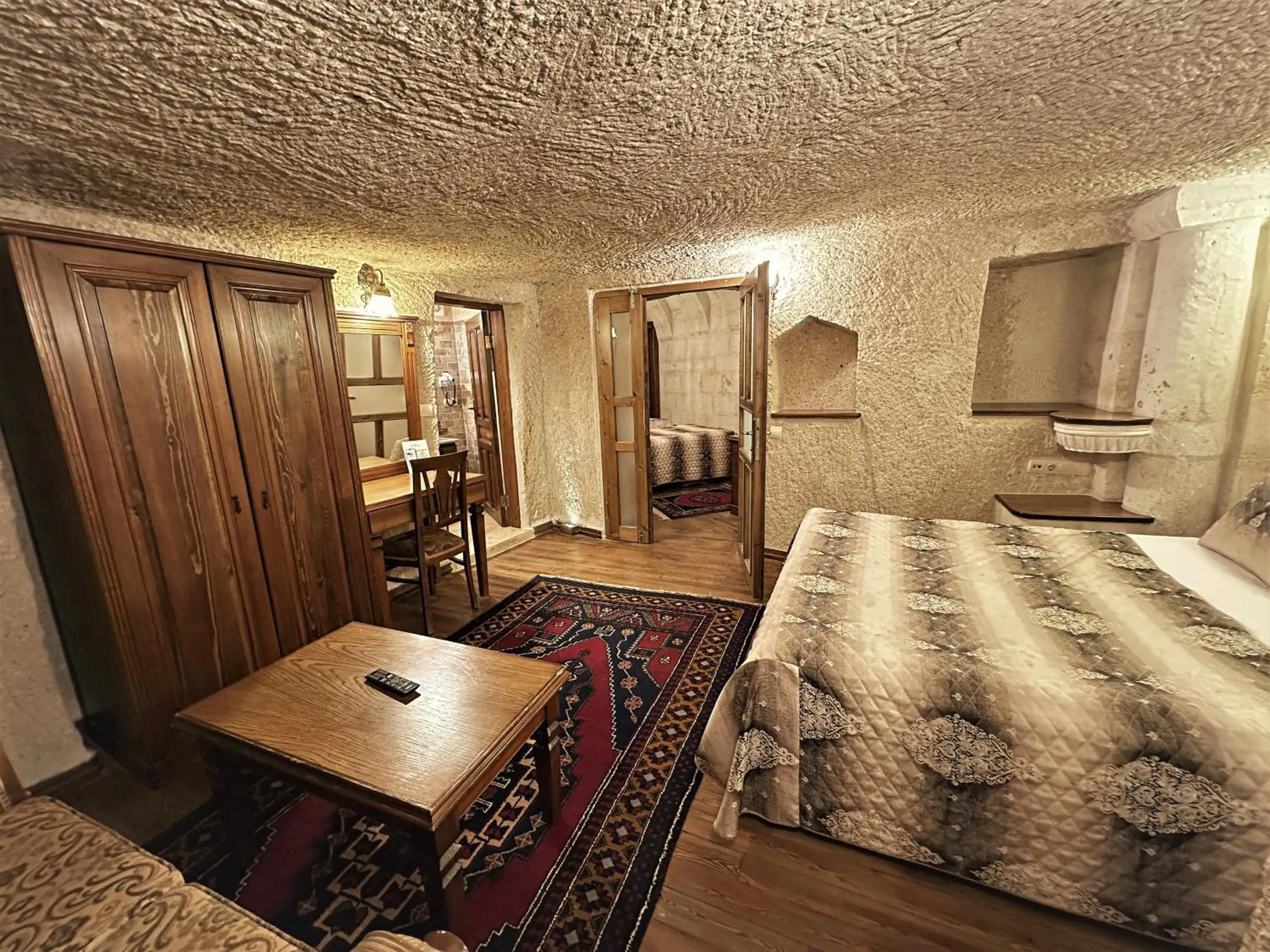 Massage, Bed in Stone House Cave Hotel