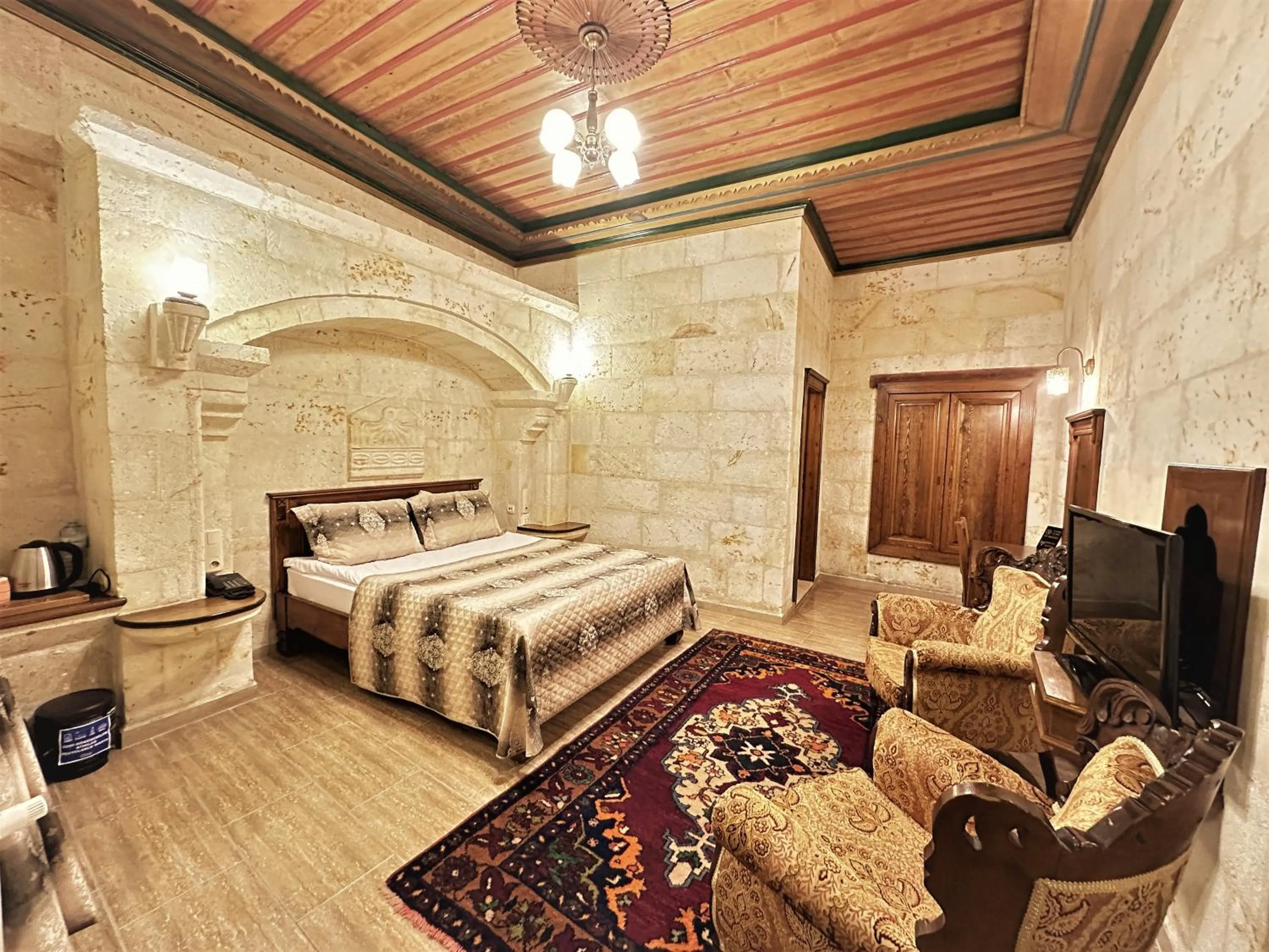 Massage, Bed in Stone House Cave Hotel