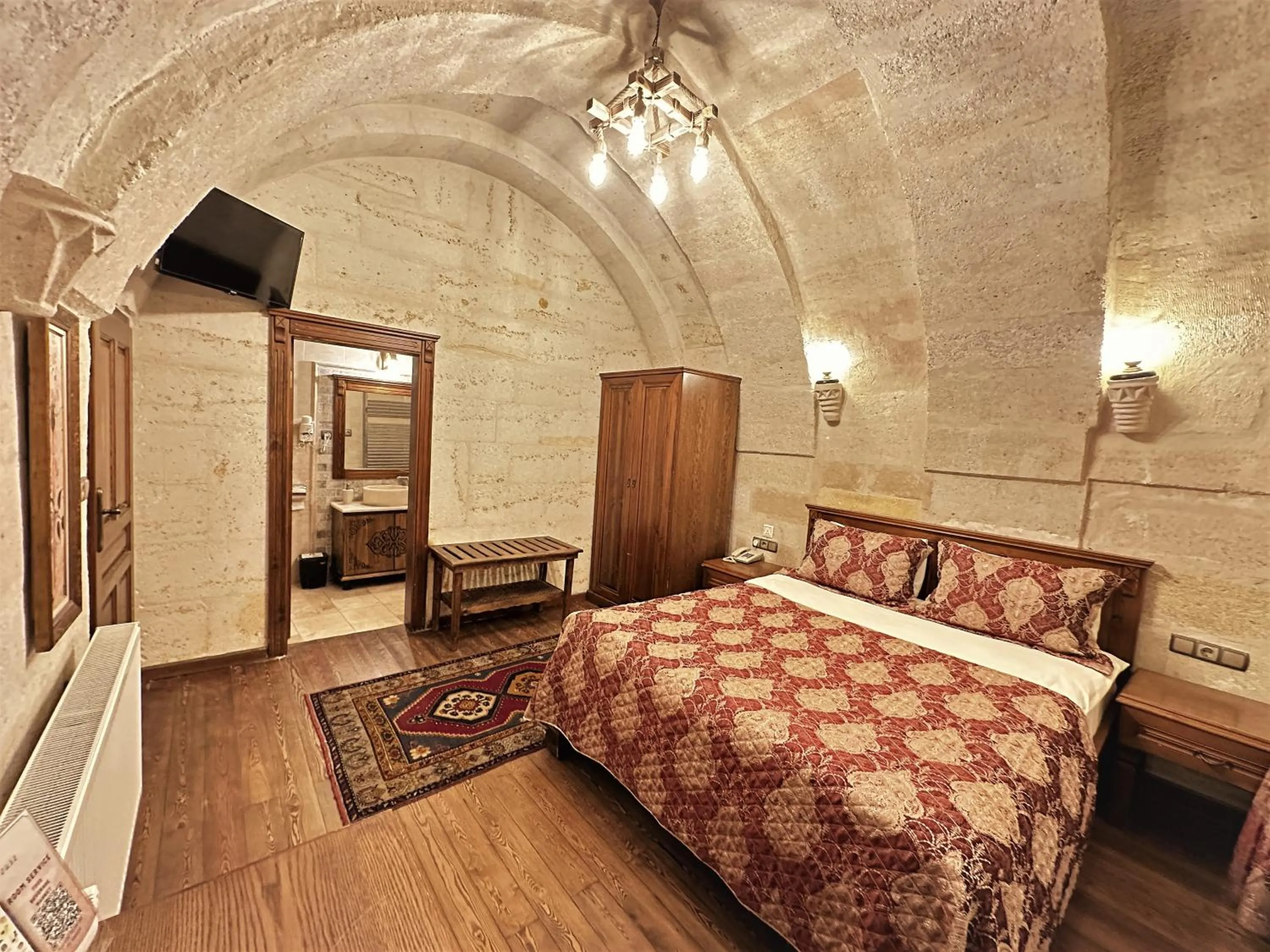Massage, Bed in Stone House Cave Hotel