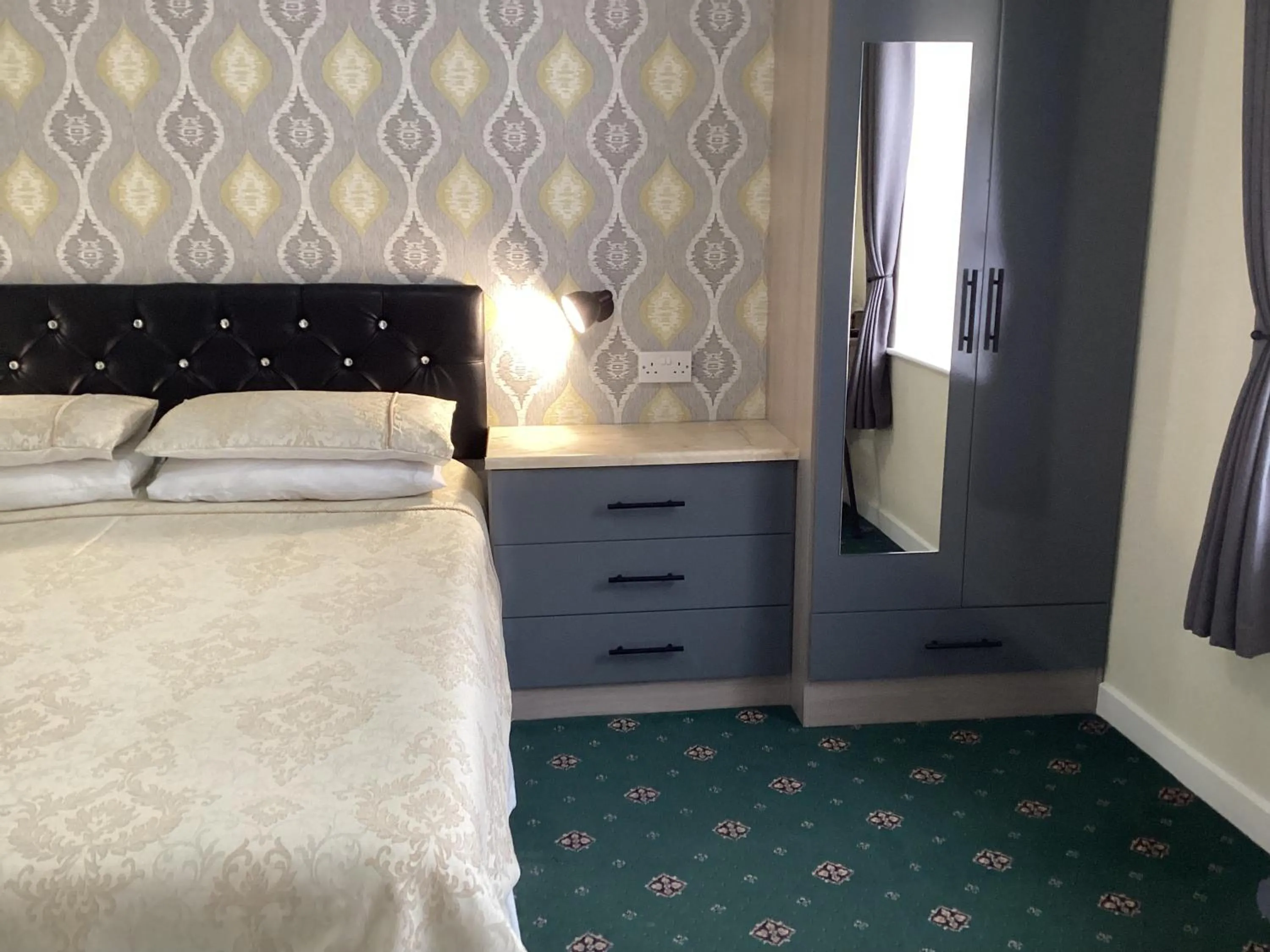Bedroom, Bed in Myrtle house