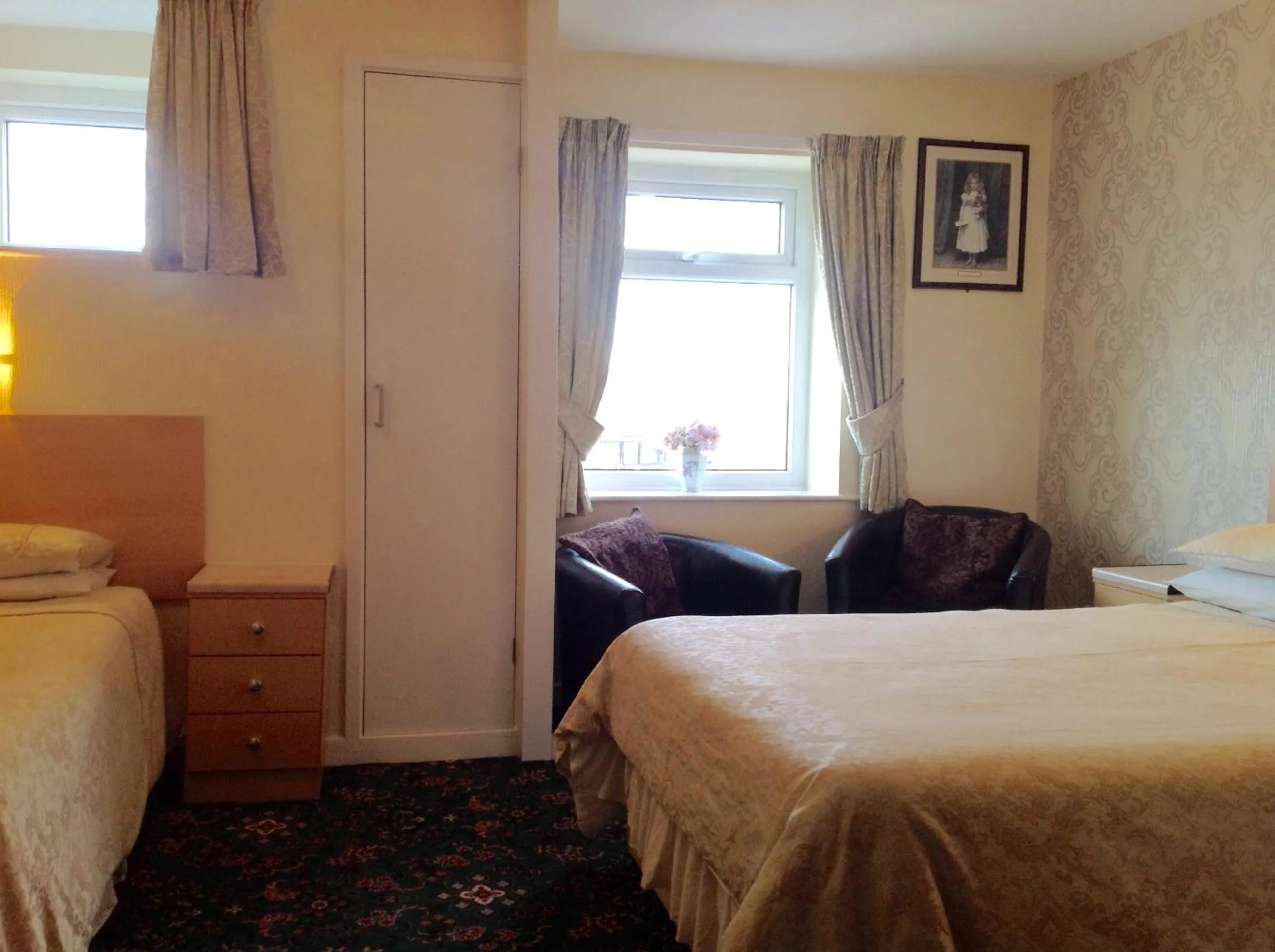 Bedroom, Bed in Myrtle house