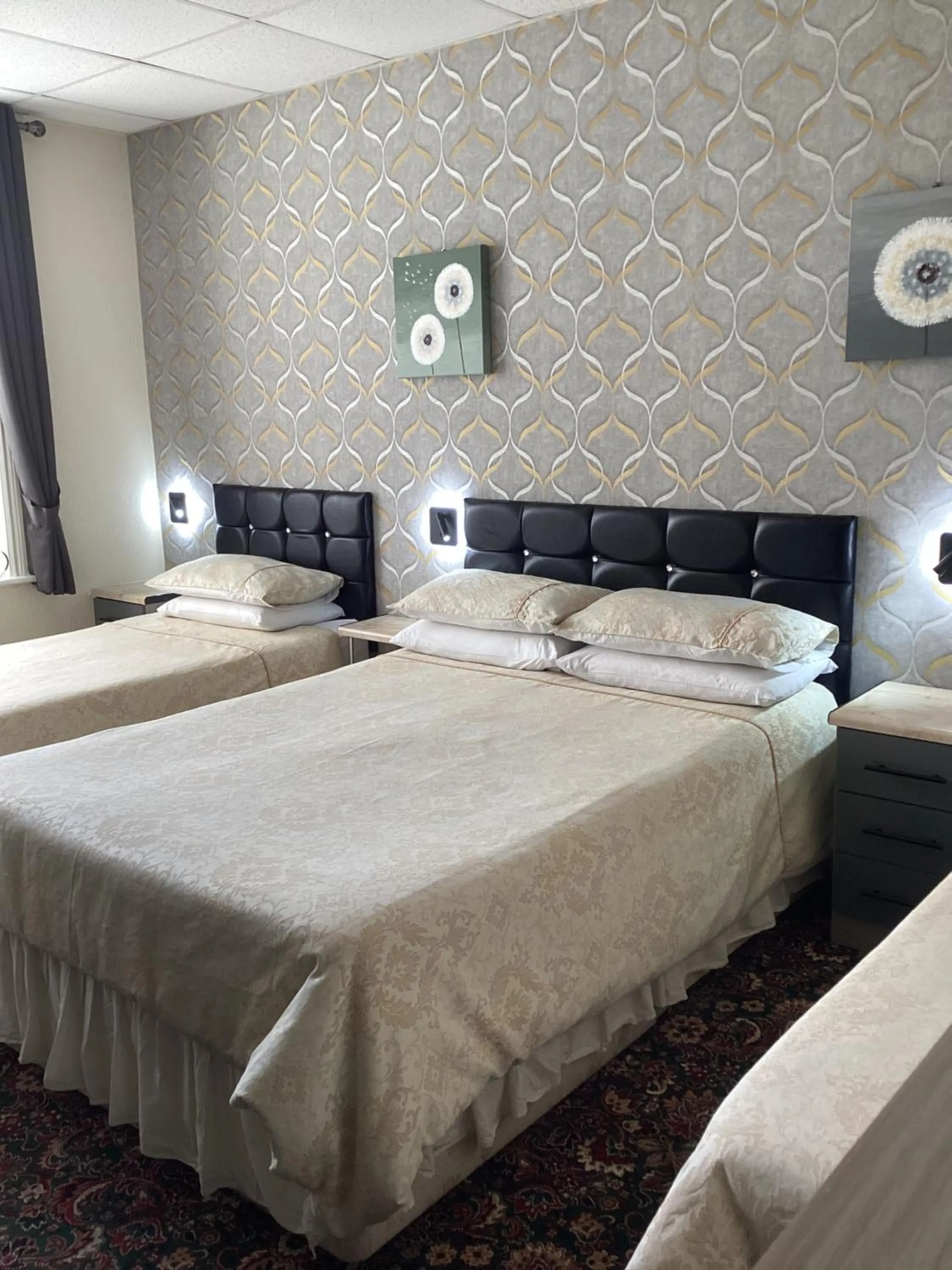 Bedroom, Bed in Myrtle house
