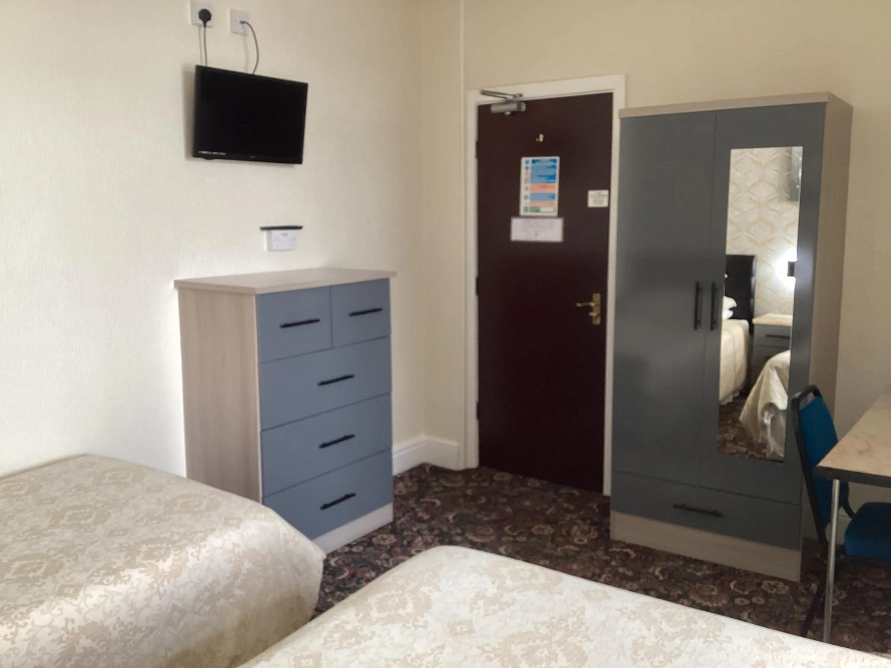 Bedroom, Bed in Myrtle house