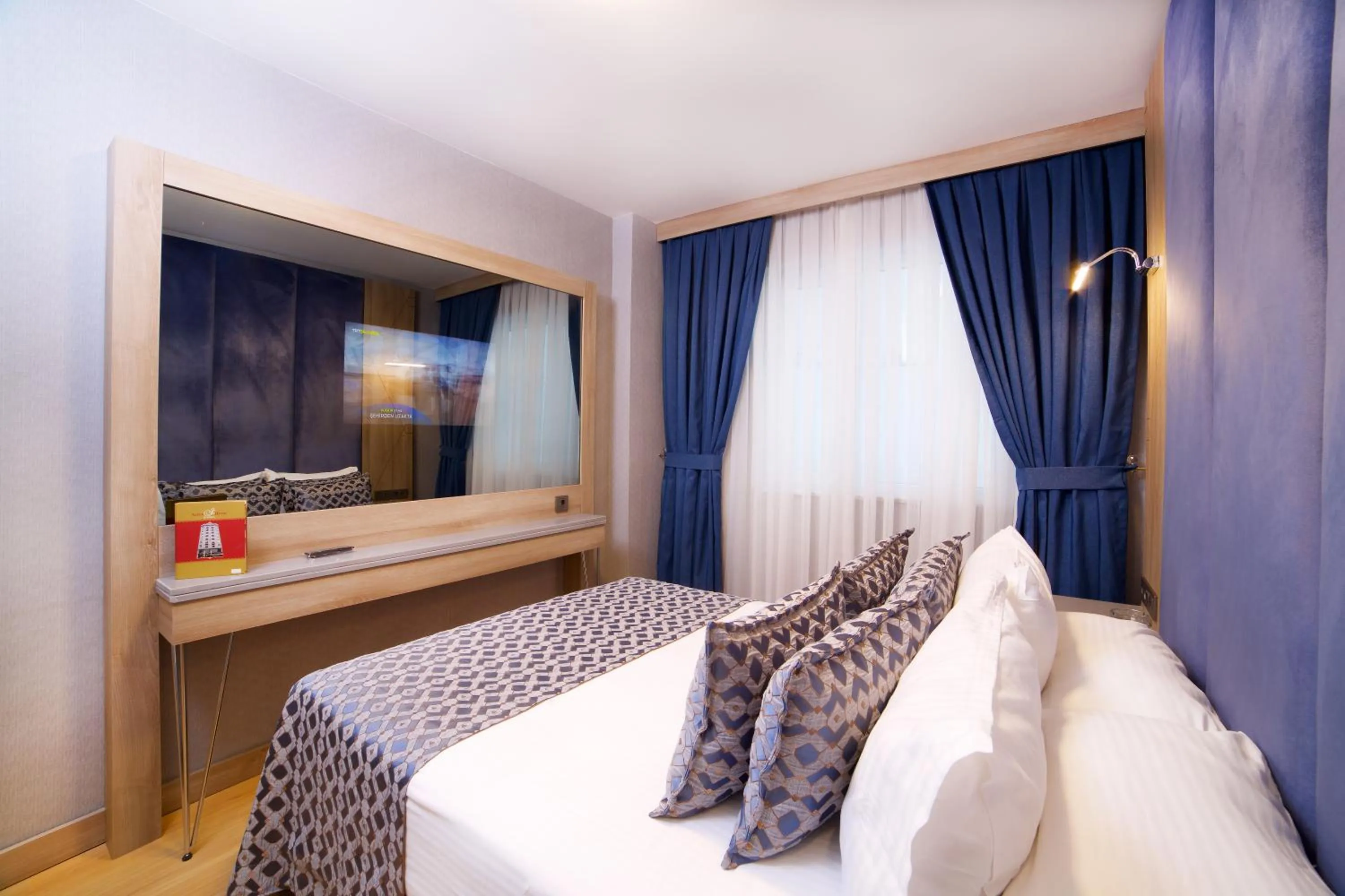 Photo of the whole room, Bed in Aspen Hotel & SPA Istanbul Old City