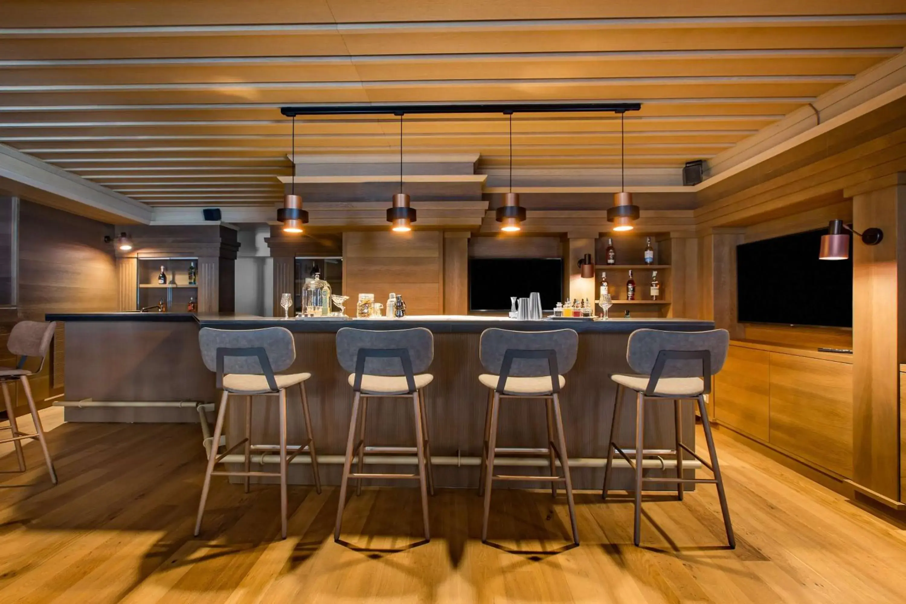 Lounge or bar in Grand Hotel Savoia Cortina d'Ampezzo, A Radisson Collection Hotel Lounge or bar in Grand Hotel Savoia Cortina d'Ampezzo, A Radisson Collection Hotel