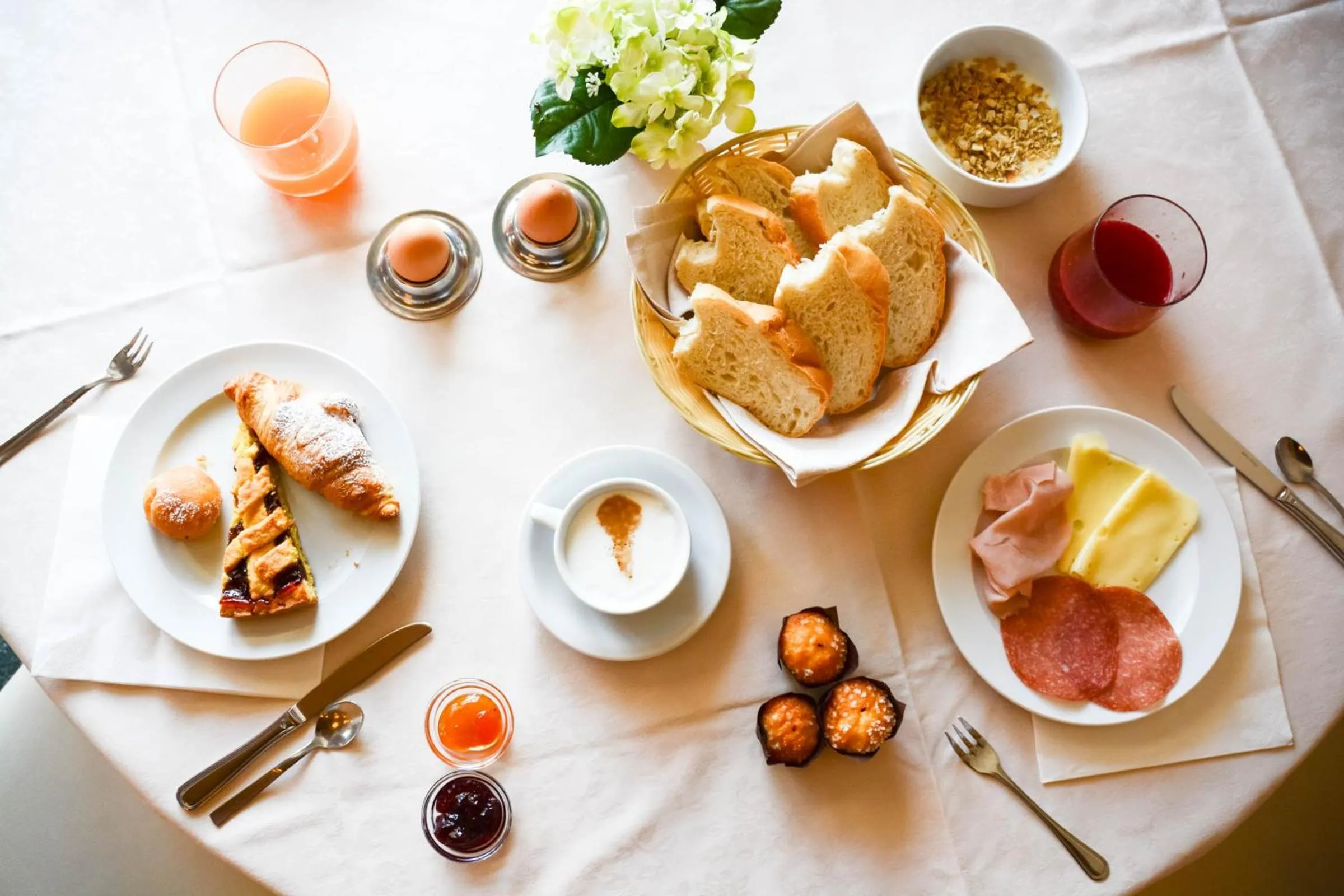 Buffet breakfast in Hotel Il Cervo, SPA & Wellness, Bike Hotel