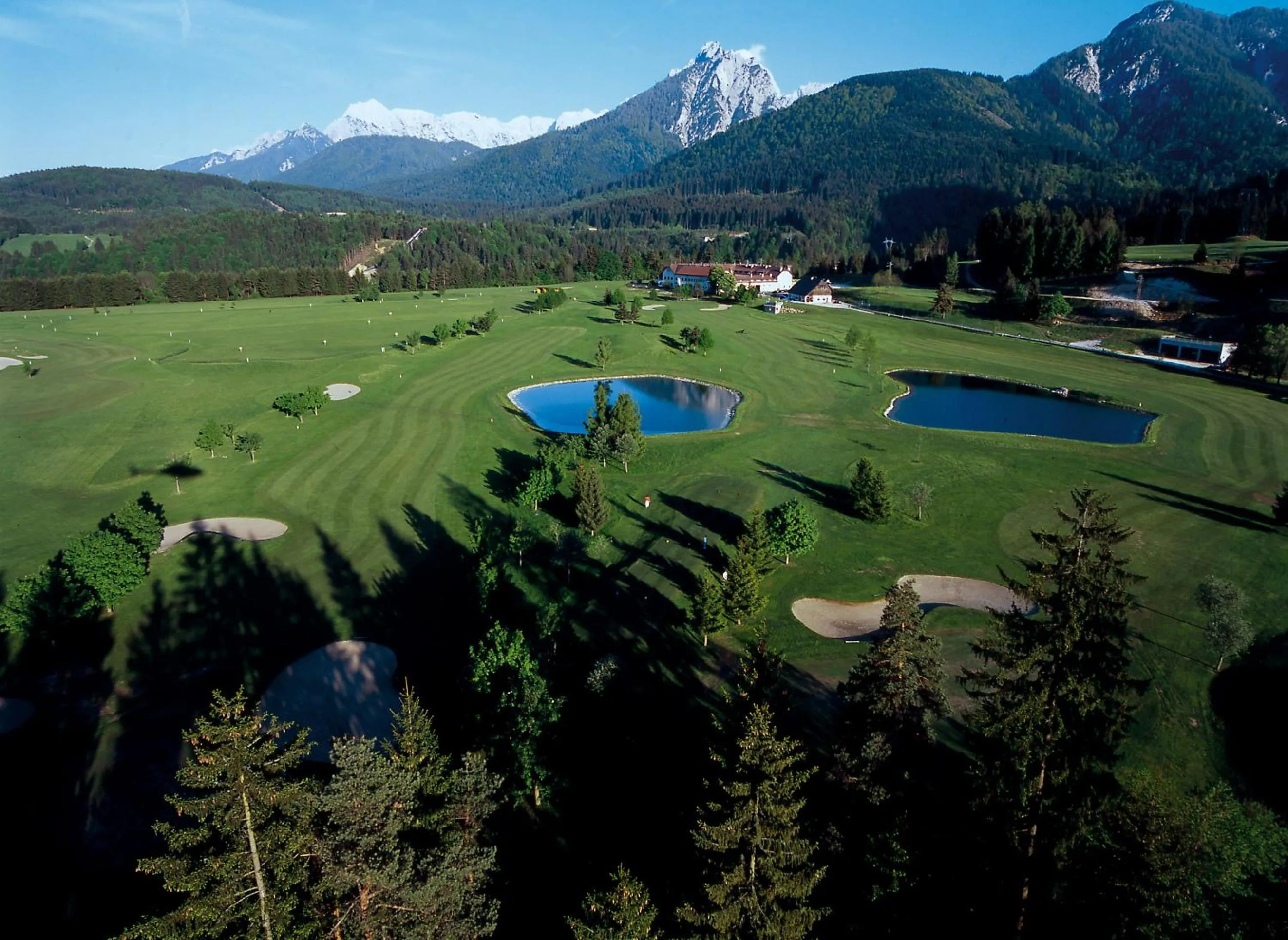 Golfcourse in Hotel Il Cervo, SPA & Wellness, Bike Hotel