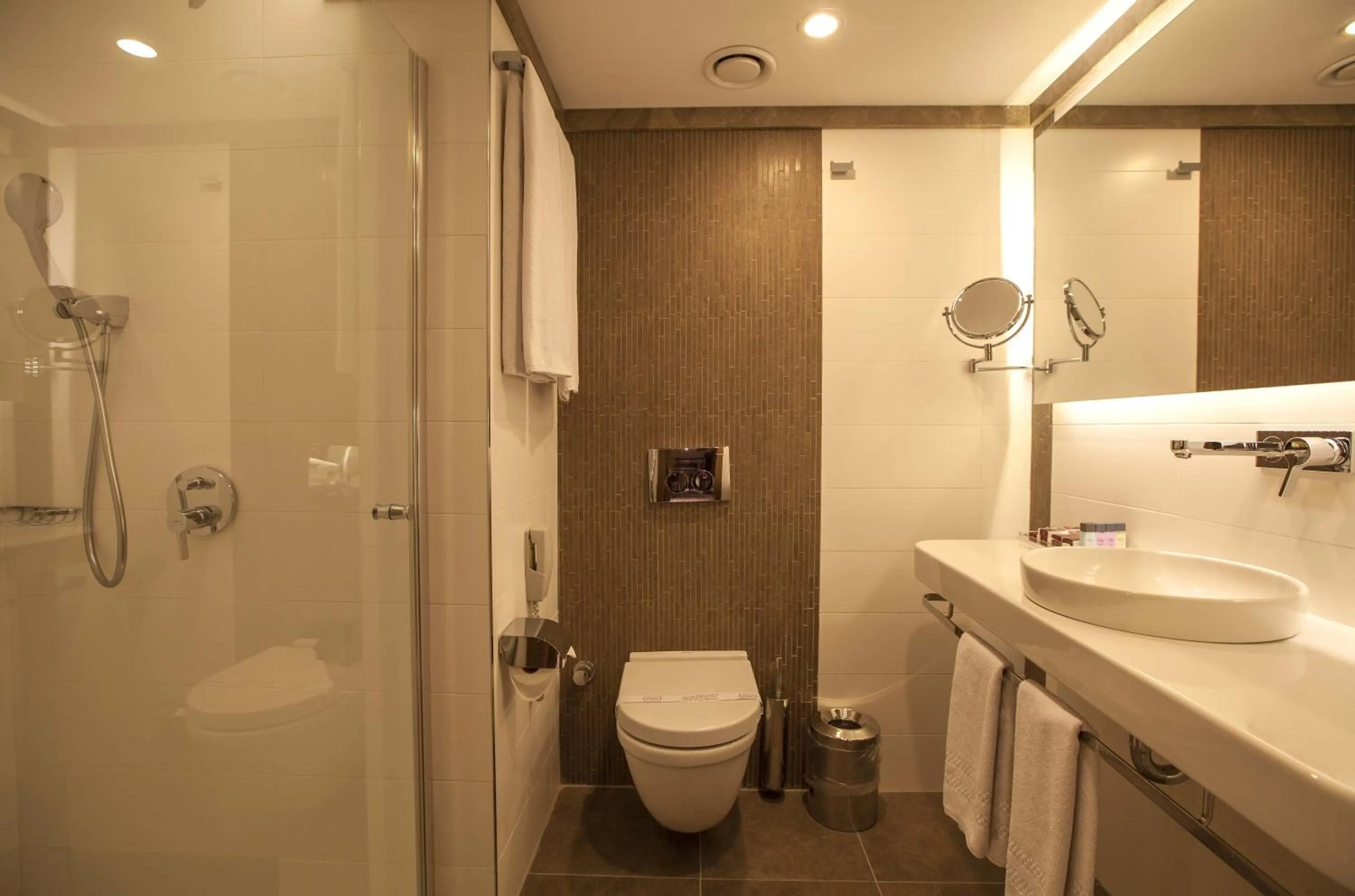 Bathroom in Grand Hotel Gaziantep