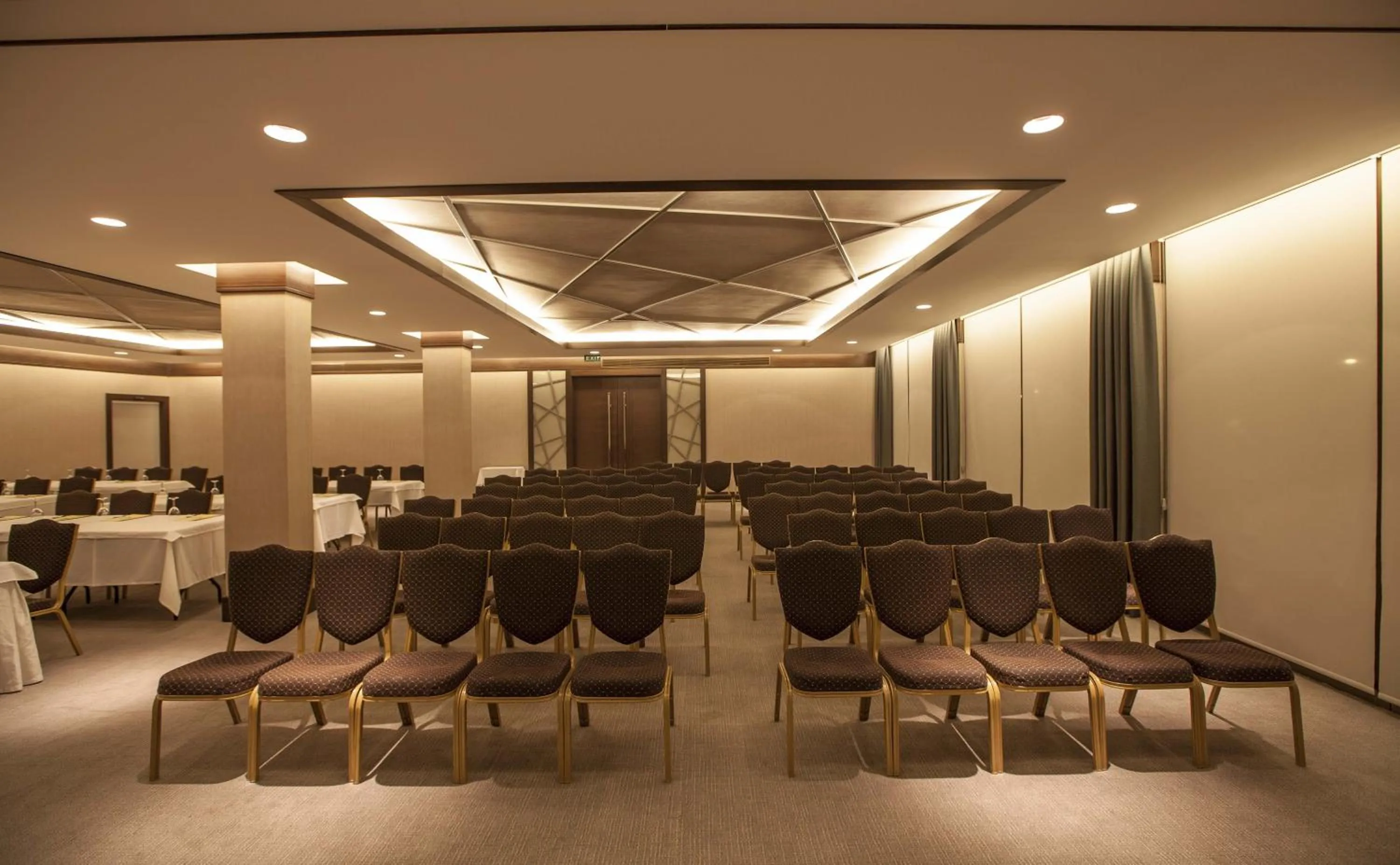 Business facilities in Grand Hotel Gaziantep