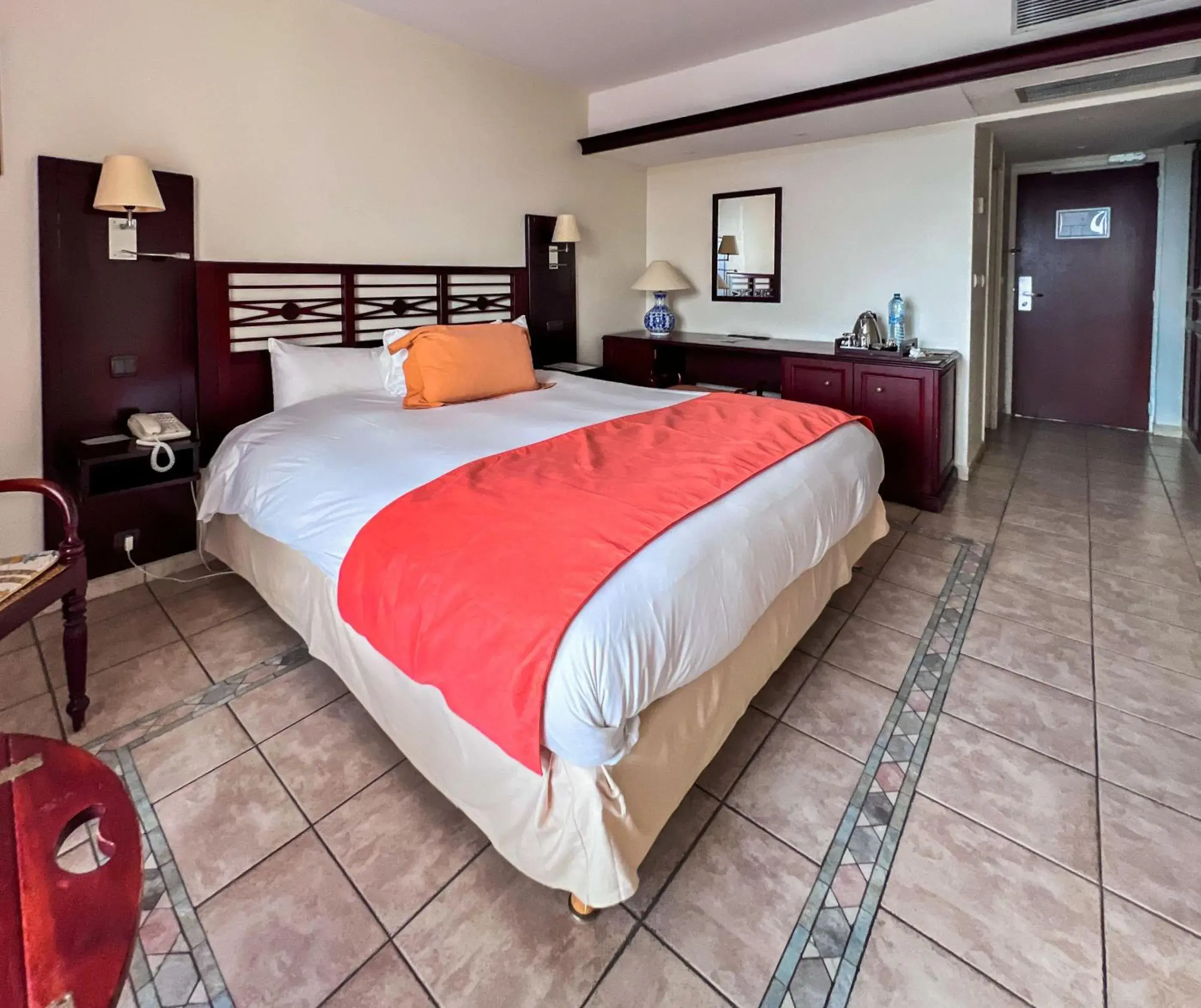 Double Room with Garden View in Hotel Auberge de la Vieille Tour Double Room with Garden View in Hotel Auberge de la Vieille Tour