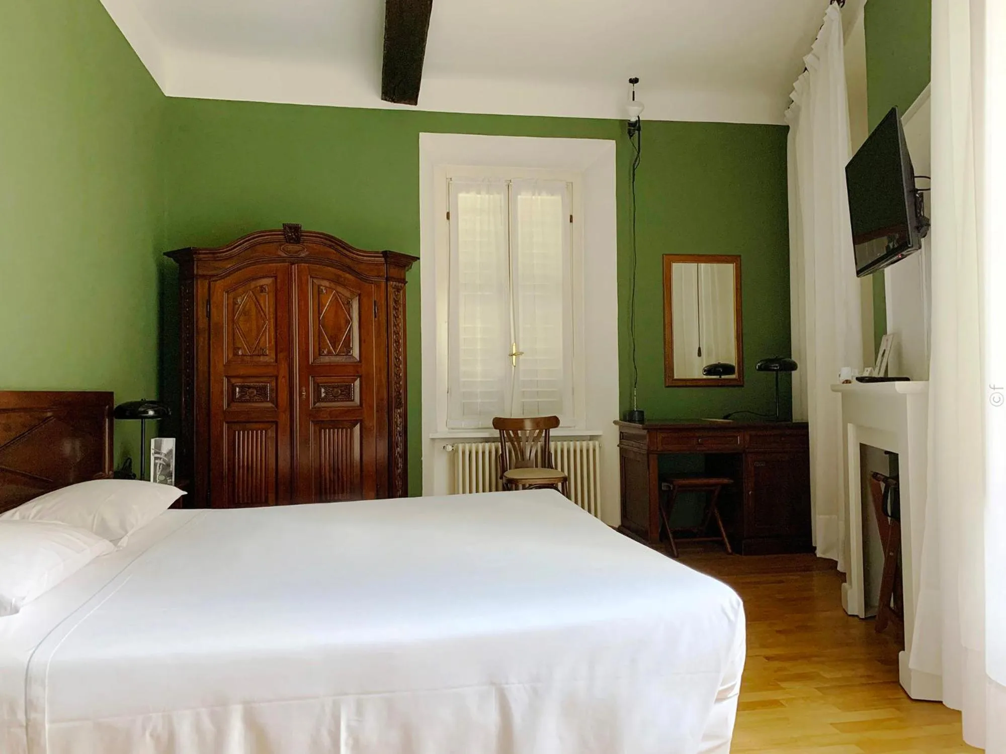 Bed in Albergo Bologna