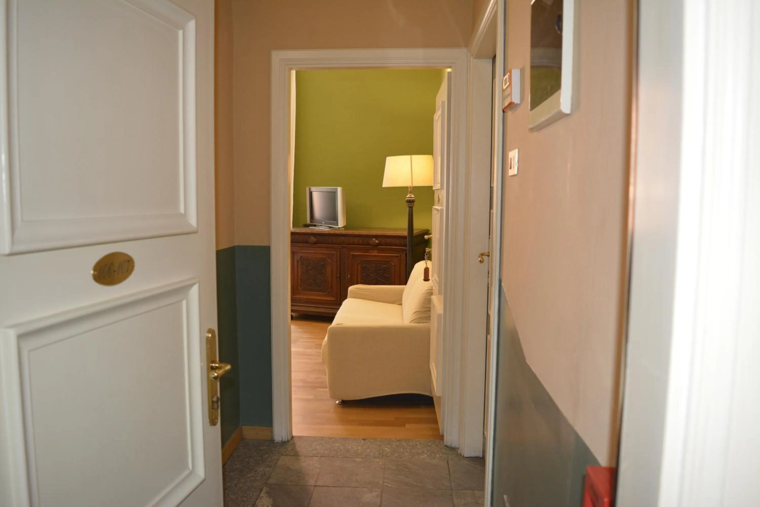 Bed in Albergo Bologna