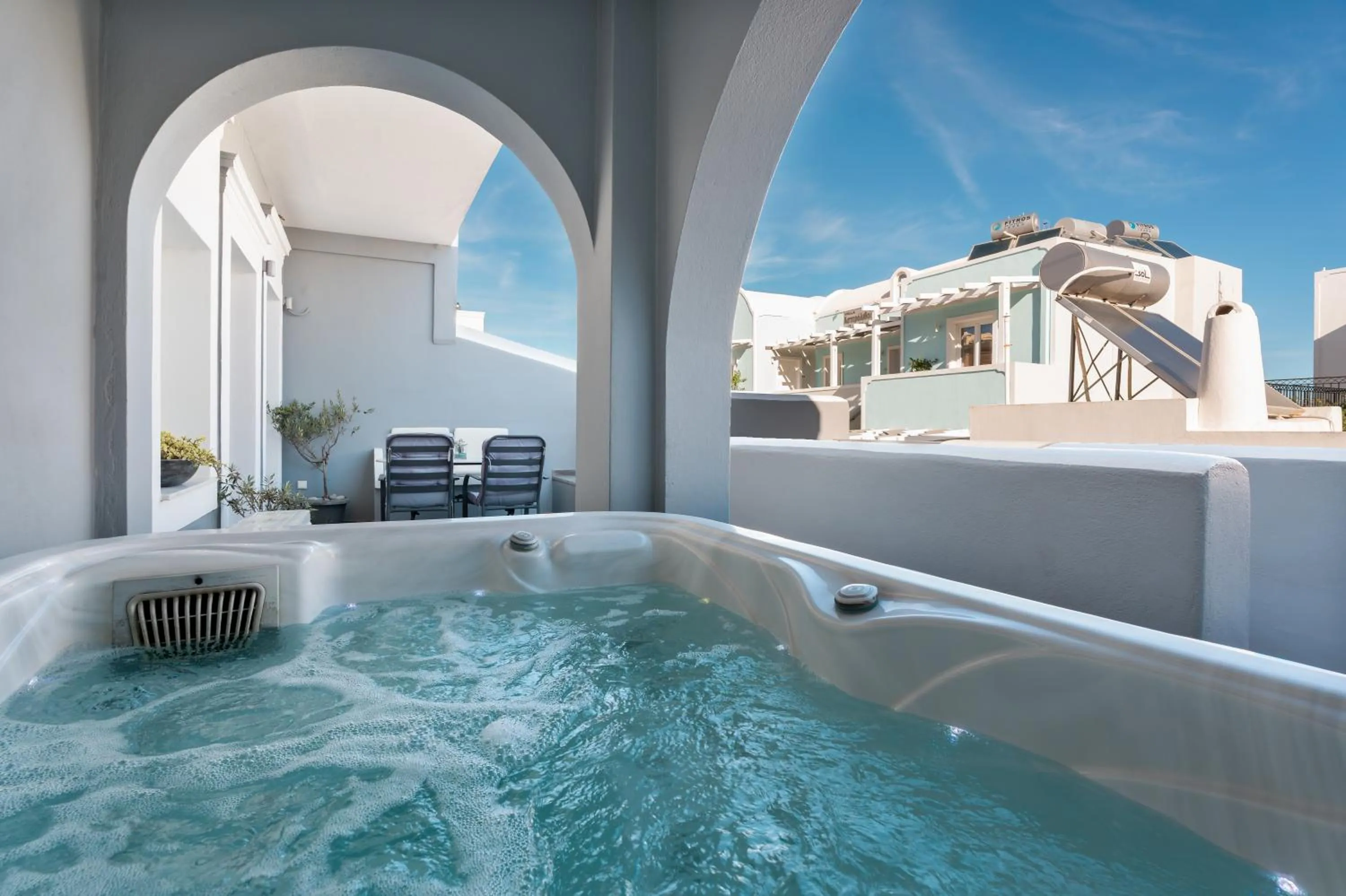 Hot Tub in Oasis Hotel