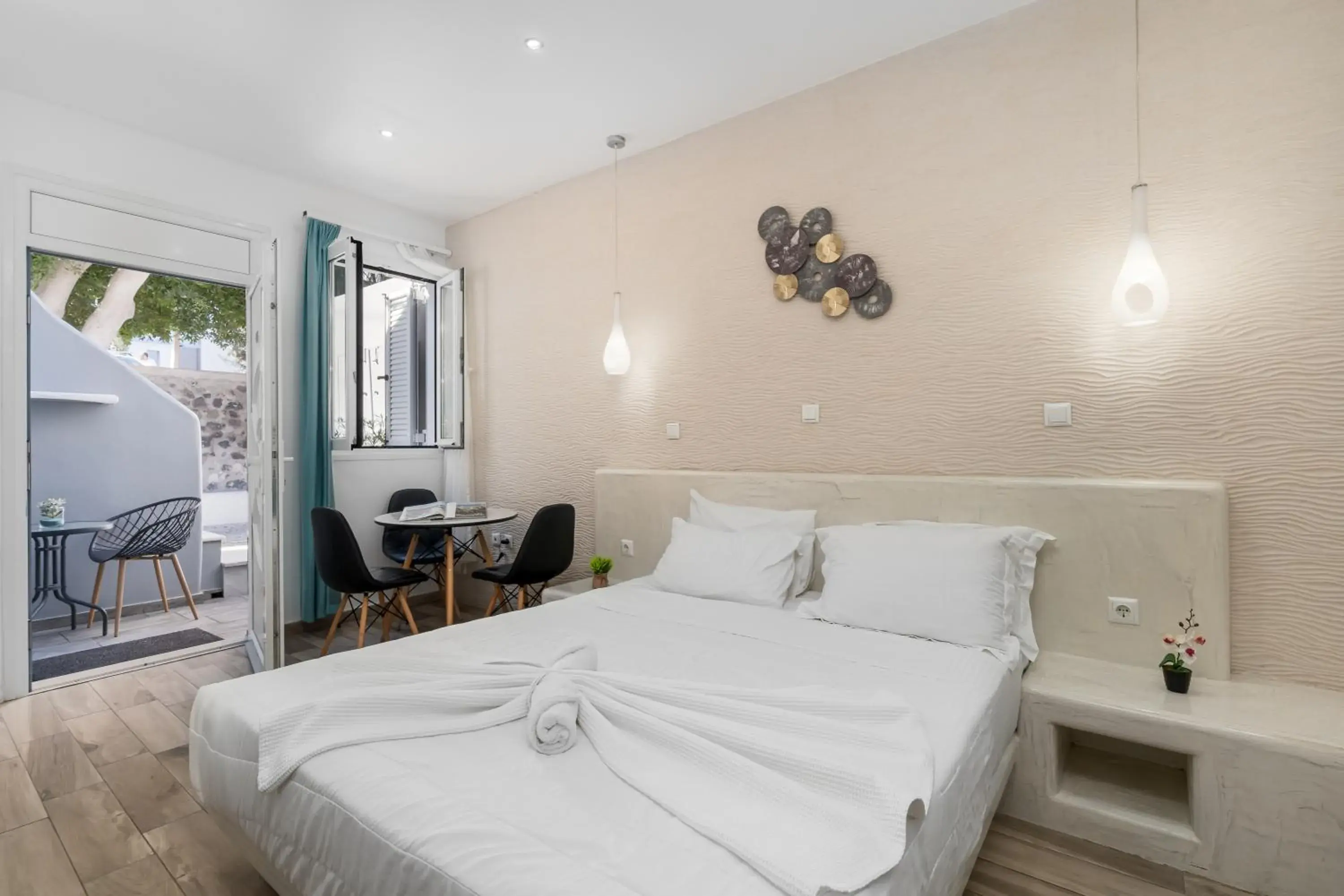 Bed in Oasis Hotel Bed in Oasis Hotel