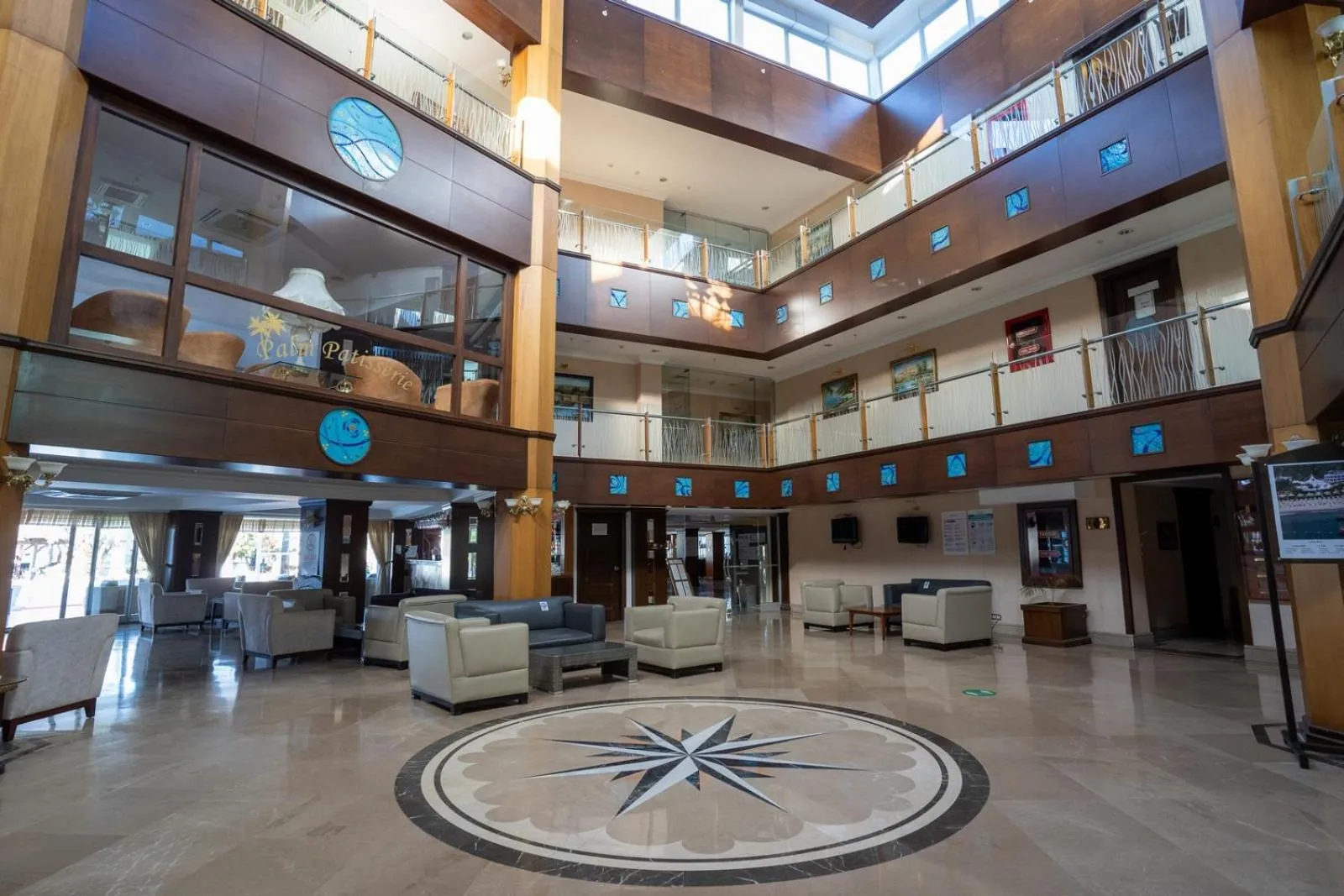 Lobby or reception in Latanya Park Resort