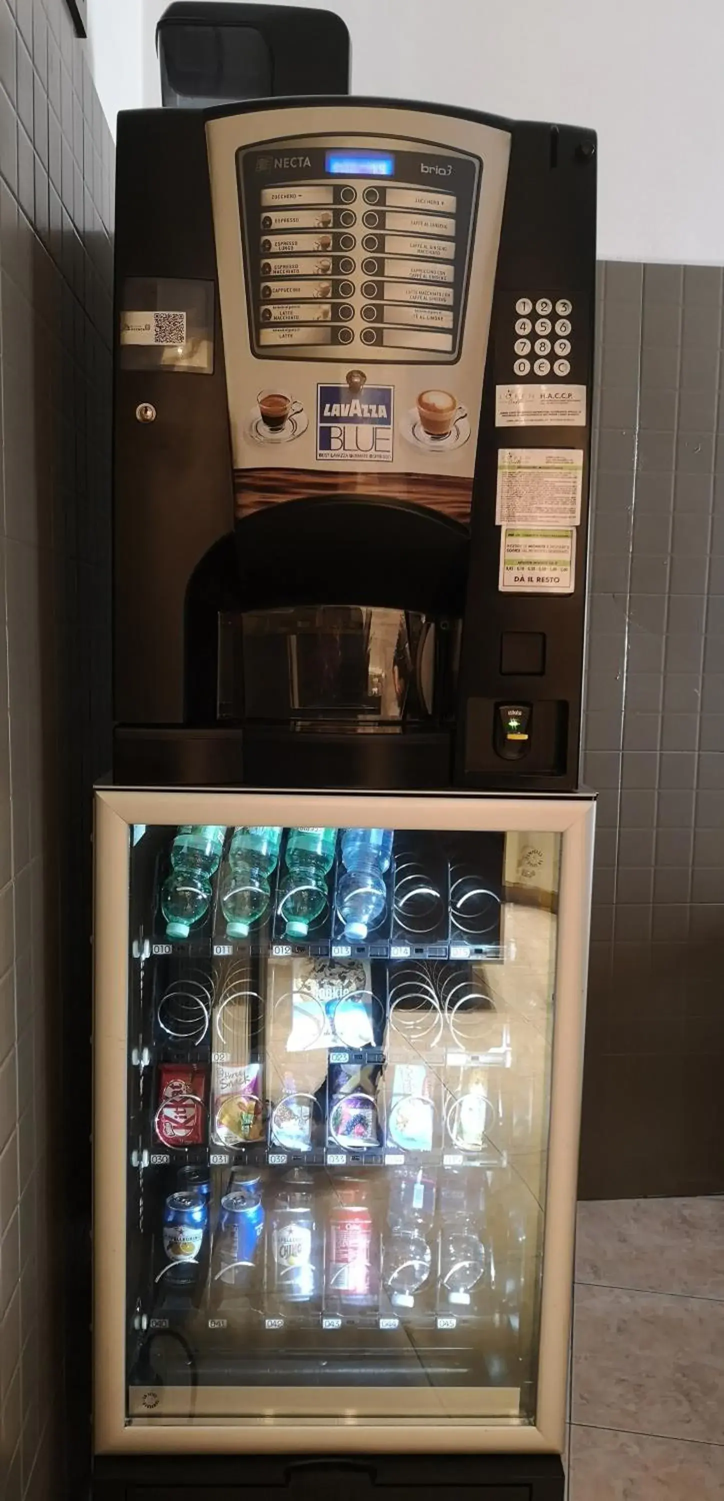 Communal kitchen in Merulana Star Communal kitchen in Merulana Star