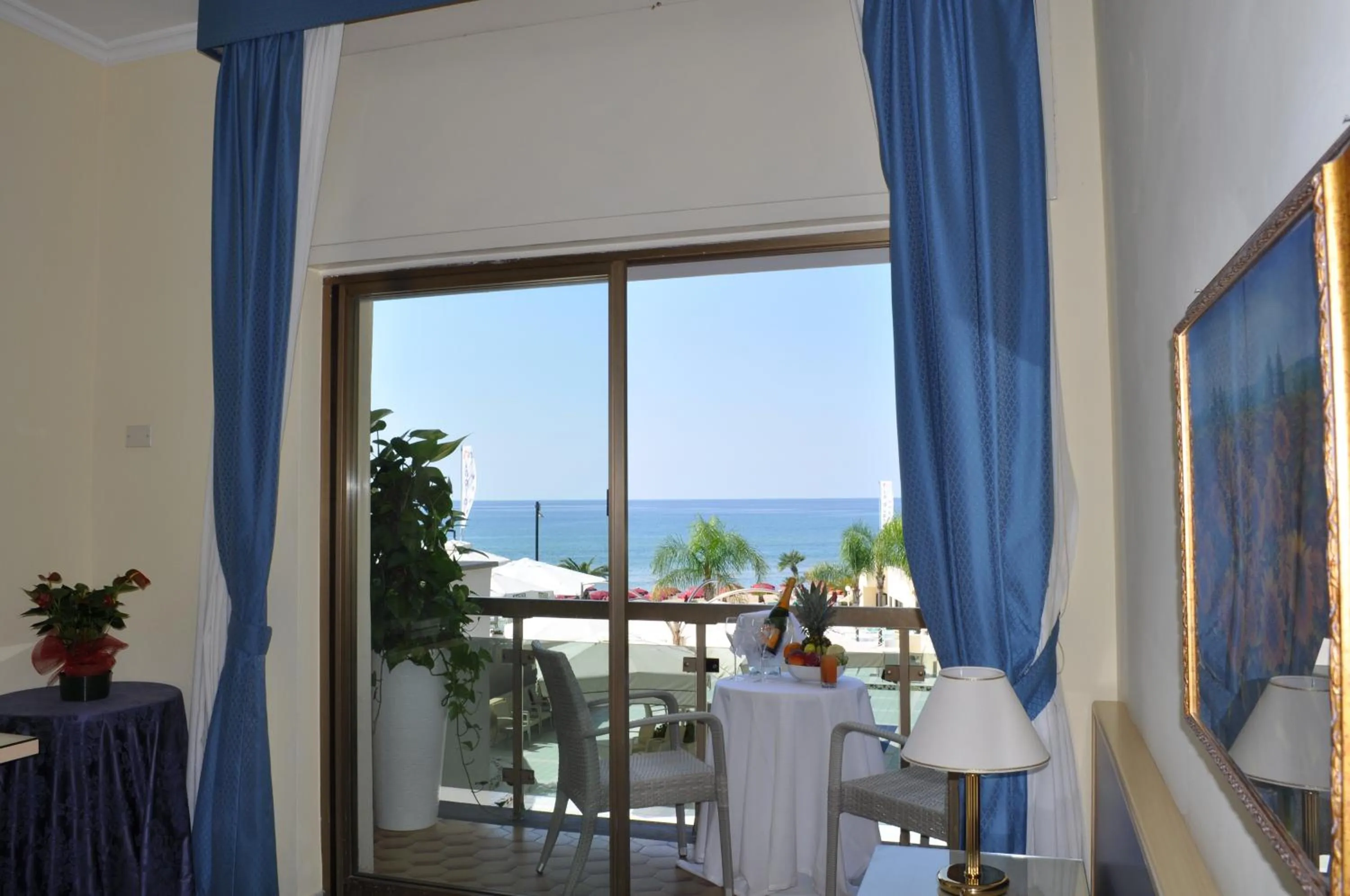 Day in Hotel La Playa