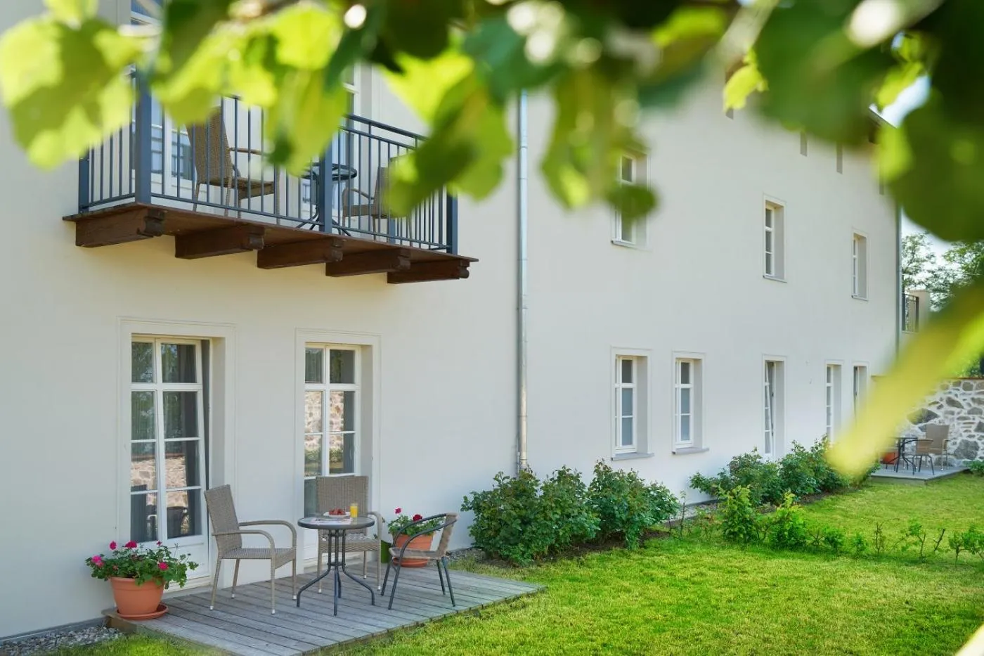 Patio in Pałac Łomnica Karkonosze - Schloss Lomnitz Riesengebirge