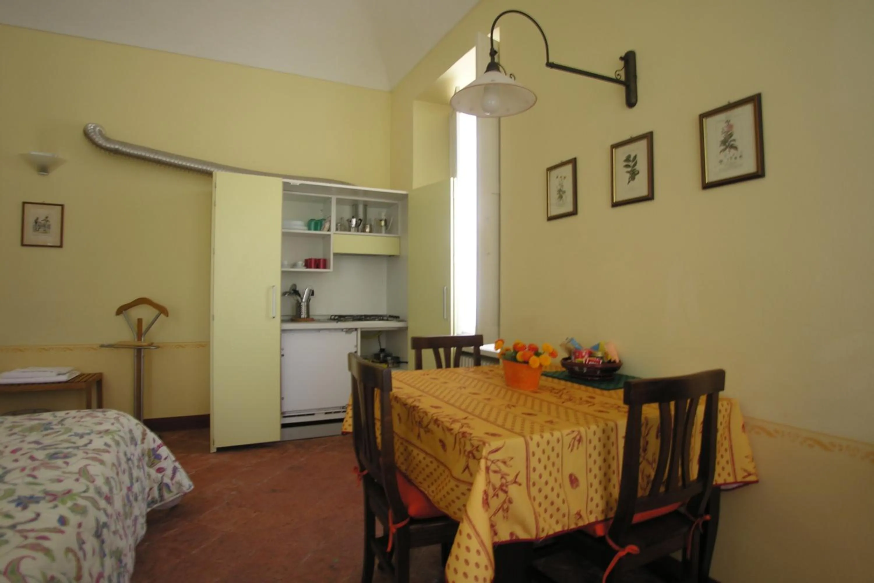 Kitchen or kitchenette, Bed in Villa D'Azeglio