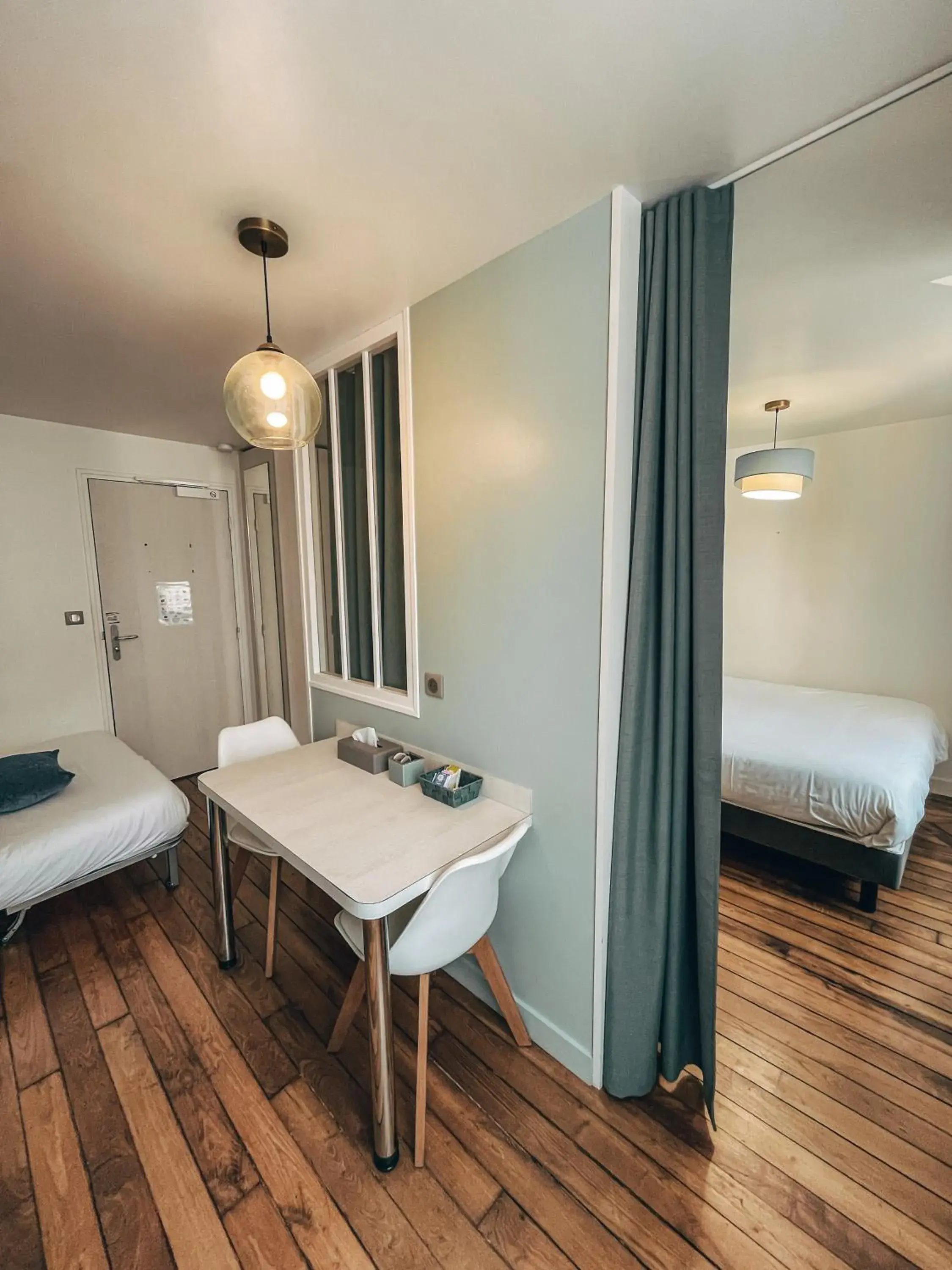 Premium Apartment (4 adults) in Garden Apparts Rennes Centre Gare Premium Apartment (4 adults) in Garden Apparts Rennes Centre Gare
