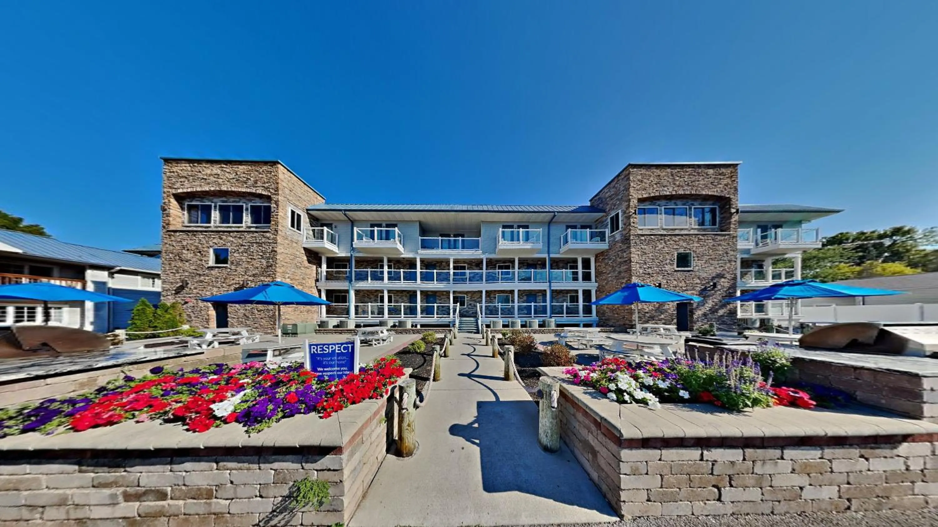 Put-in-Bay Waterfront Condo #205