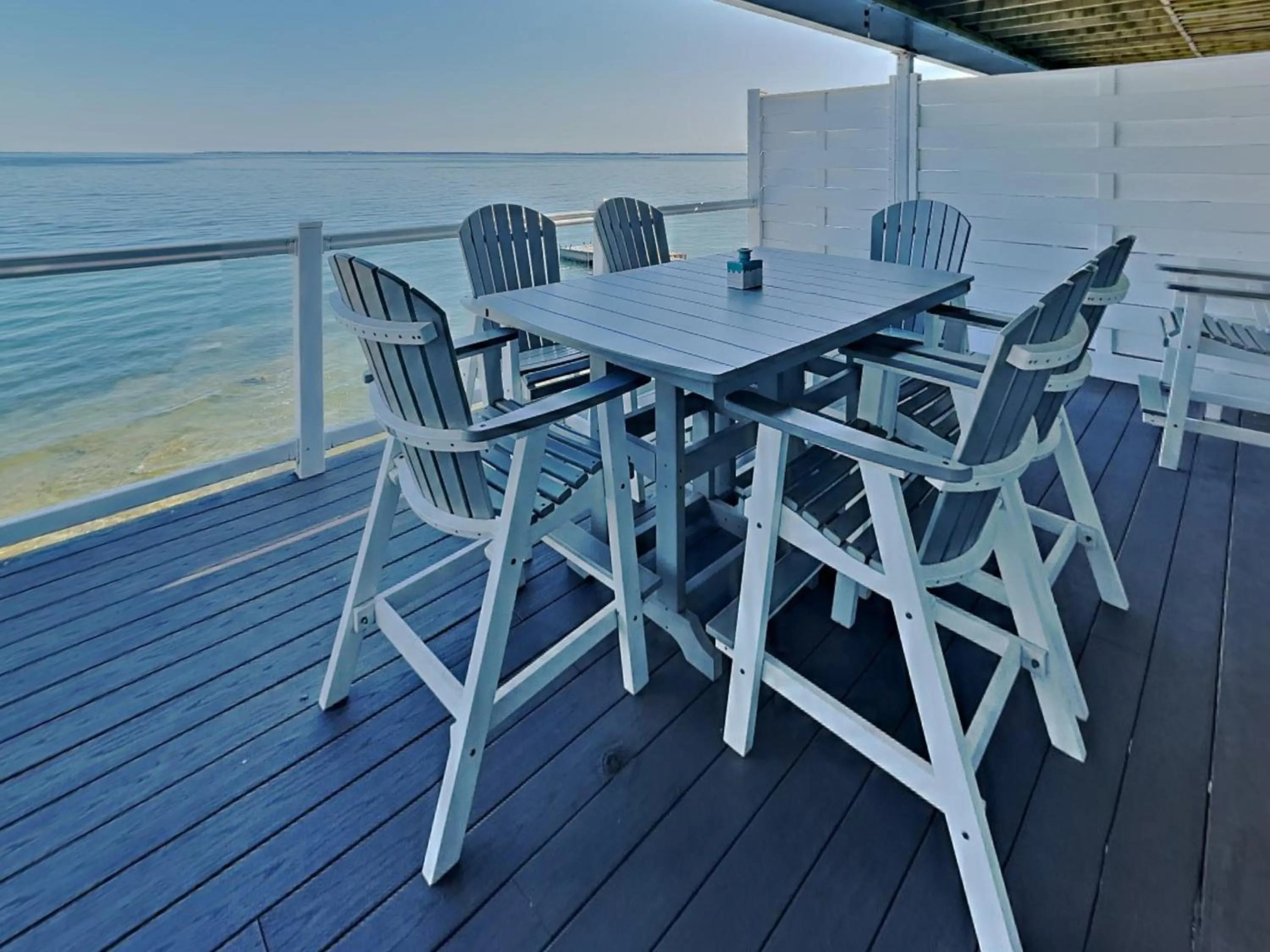 Put-in-Bay Waterfront Condo #211
