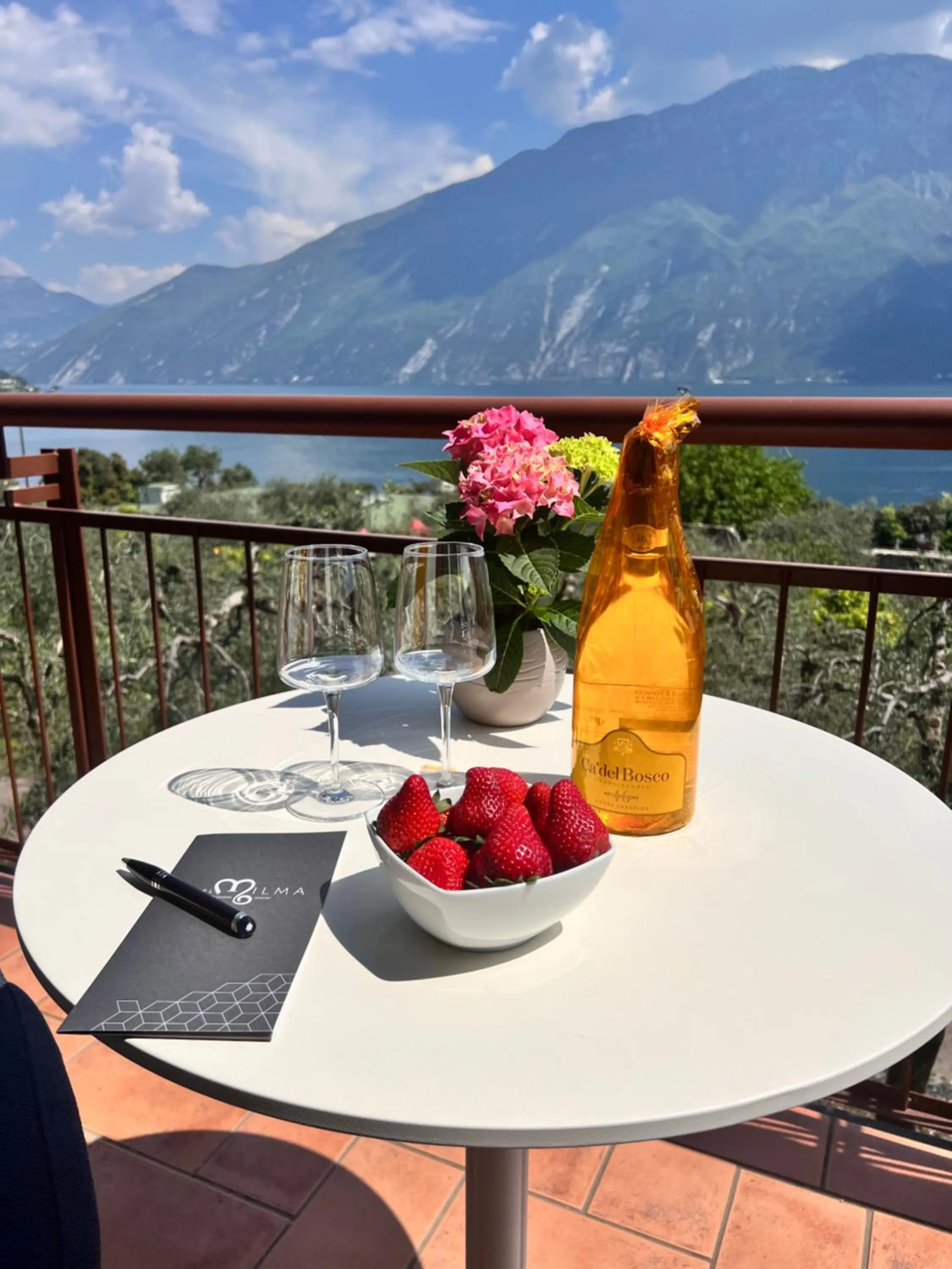 Property building in Hotel Ilma Lake Garda Resort