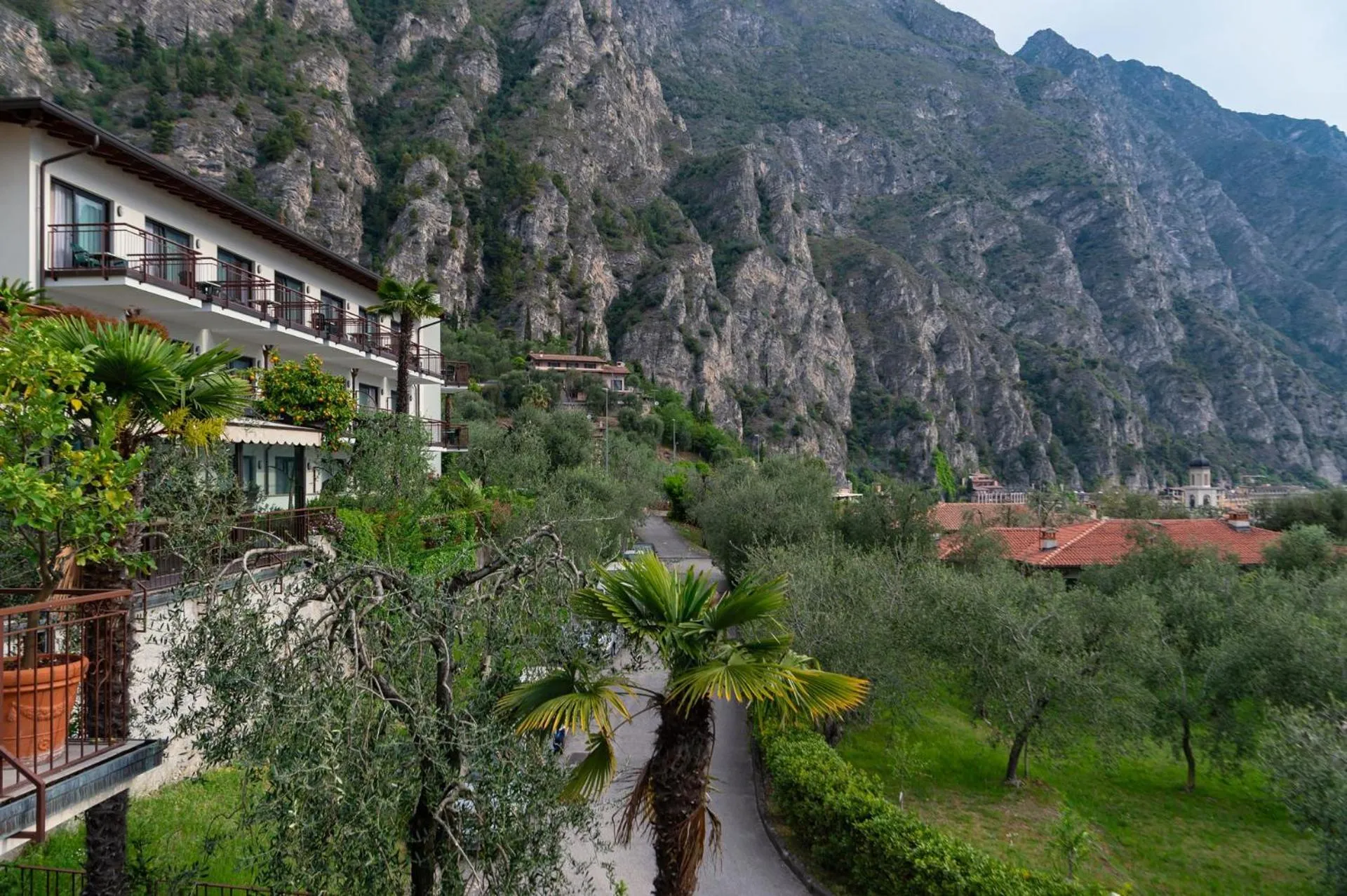 Property building in Hotel Ilma Lake Garda Resort