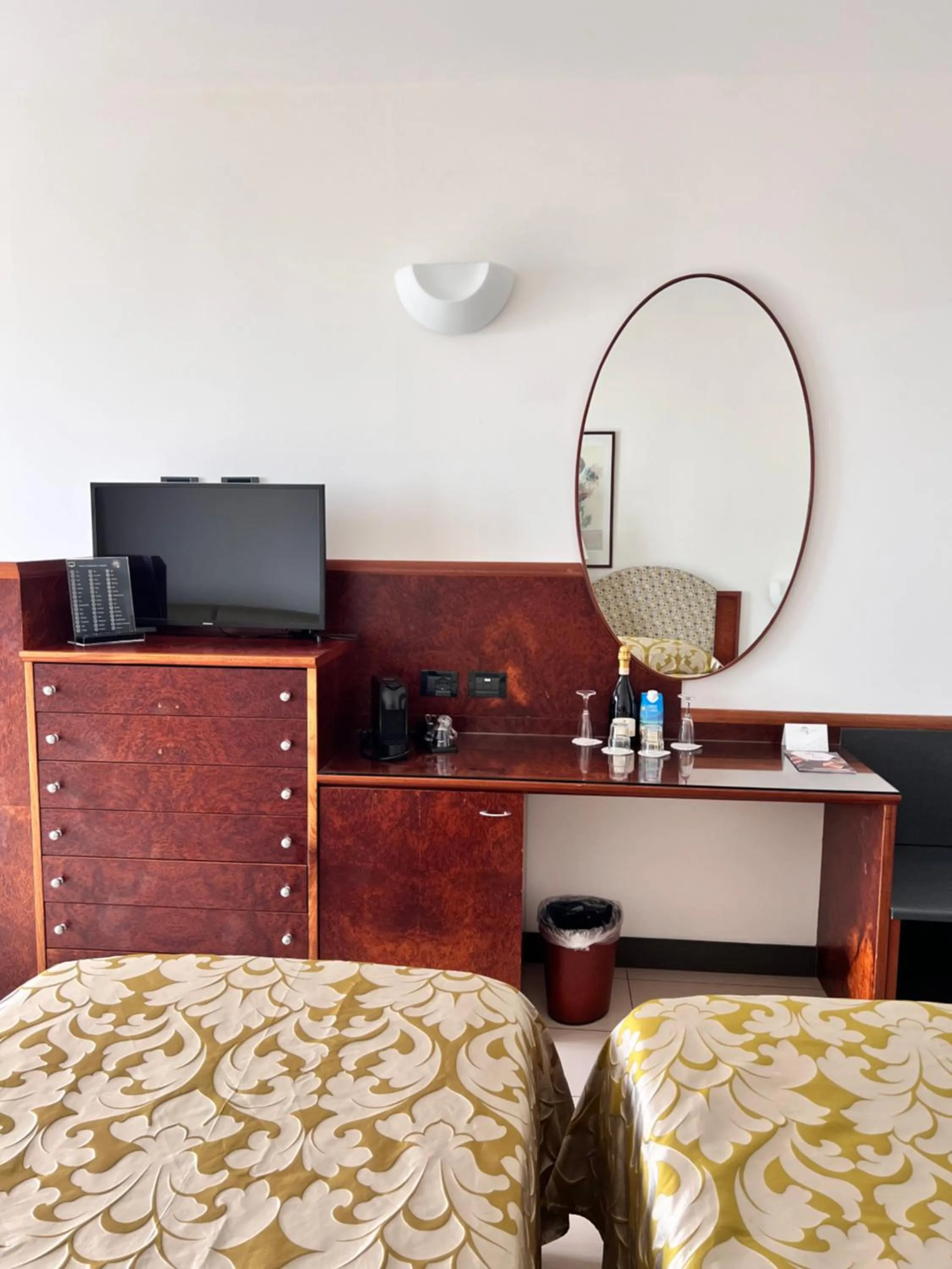 furniture, Bed in Hotel Ilma Lake Garda Resort