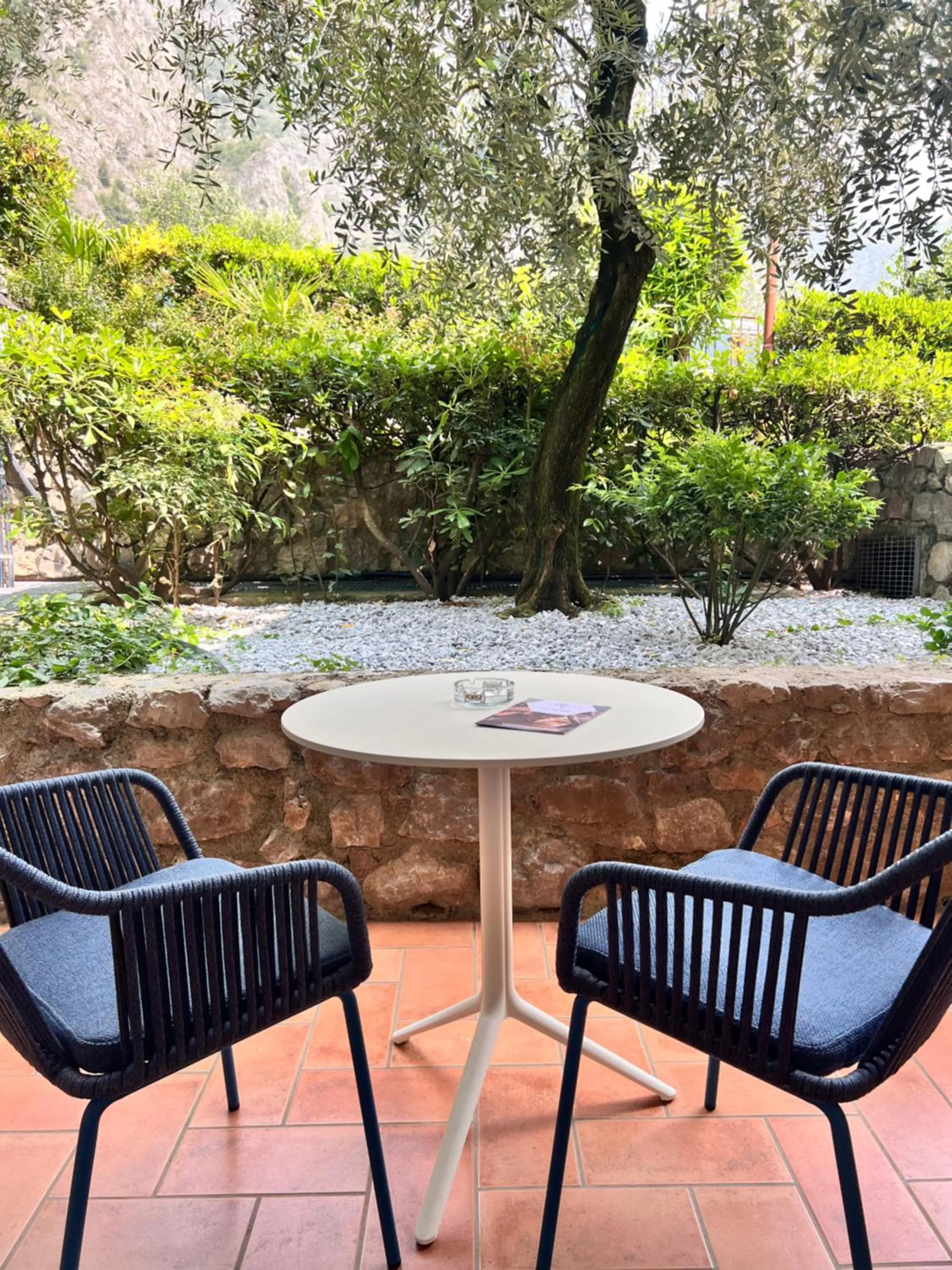 Garden in Hotel Ilma Lake Garda Resort