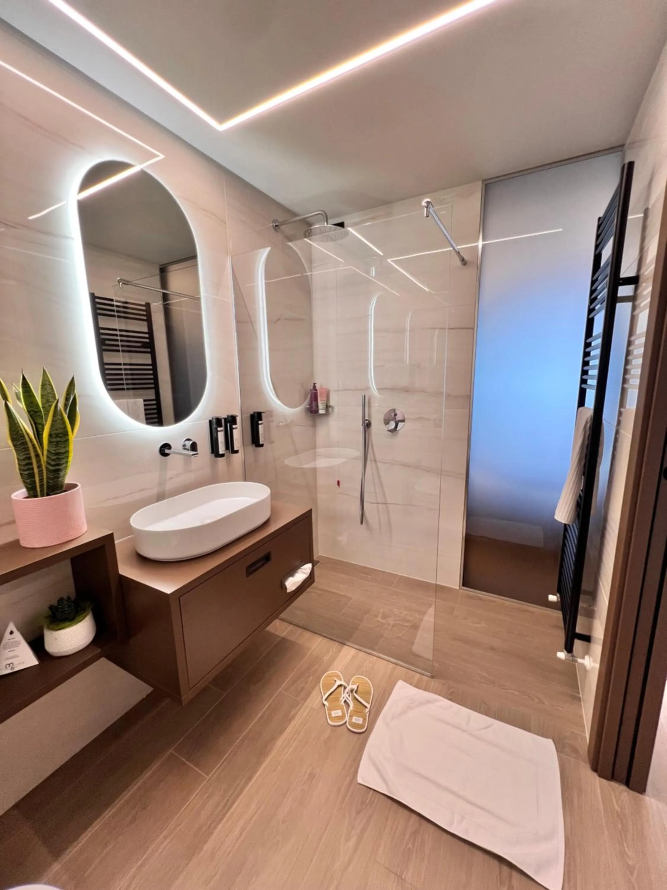 Bathroom in Hotel Ilma Lake Garda Resort