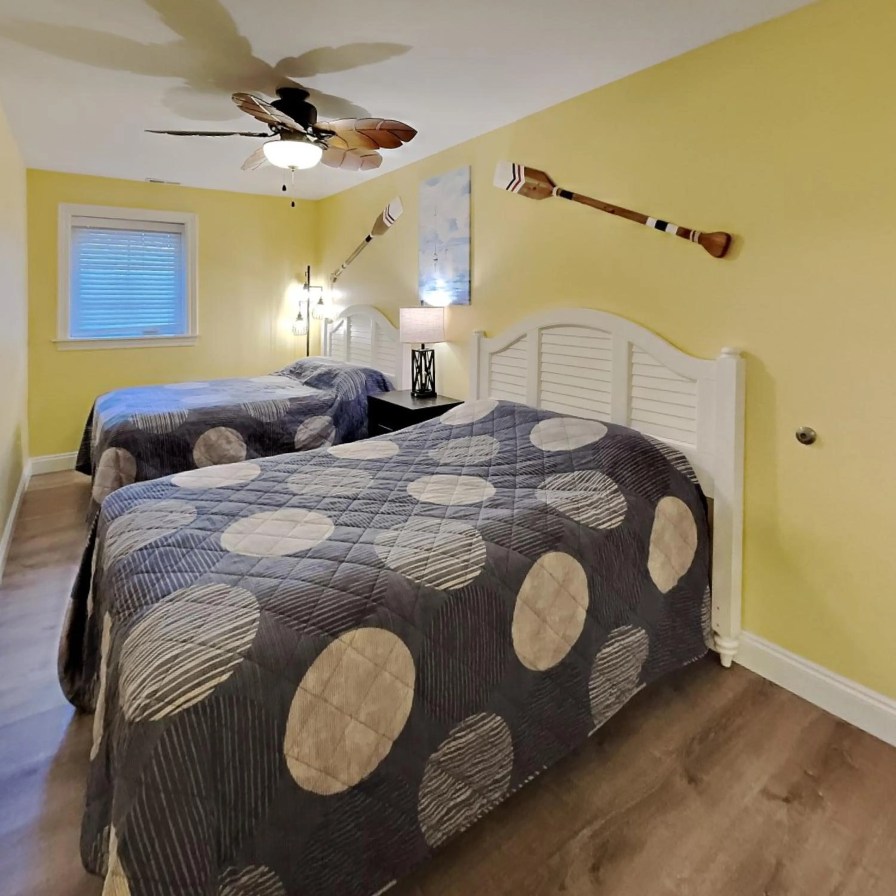 Bed in Put-in-Bay Waterfront Condo #104