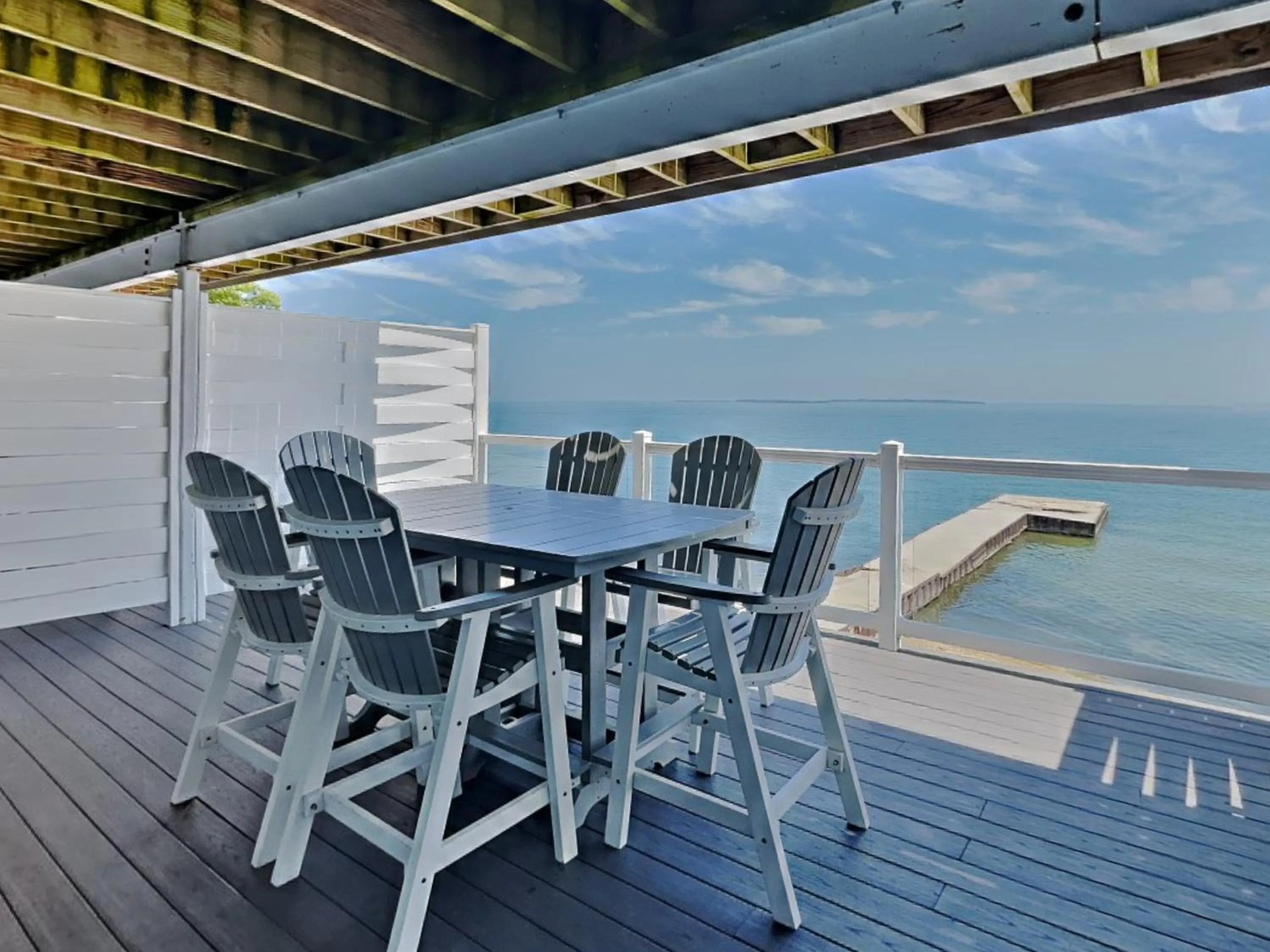Put-in-Bay Waterfront Condo #104